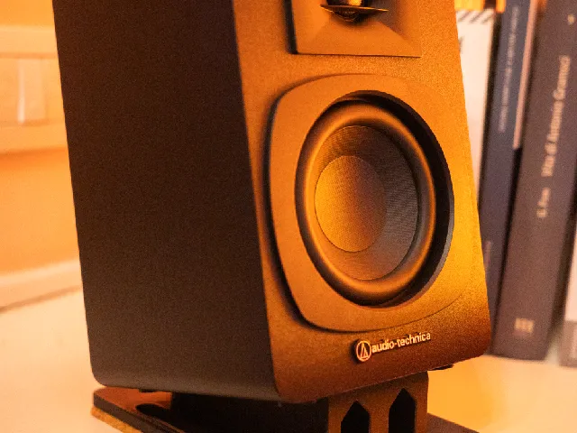 Bookshelf Speaker Stands