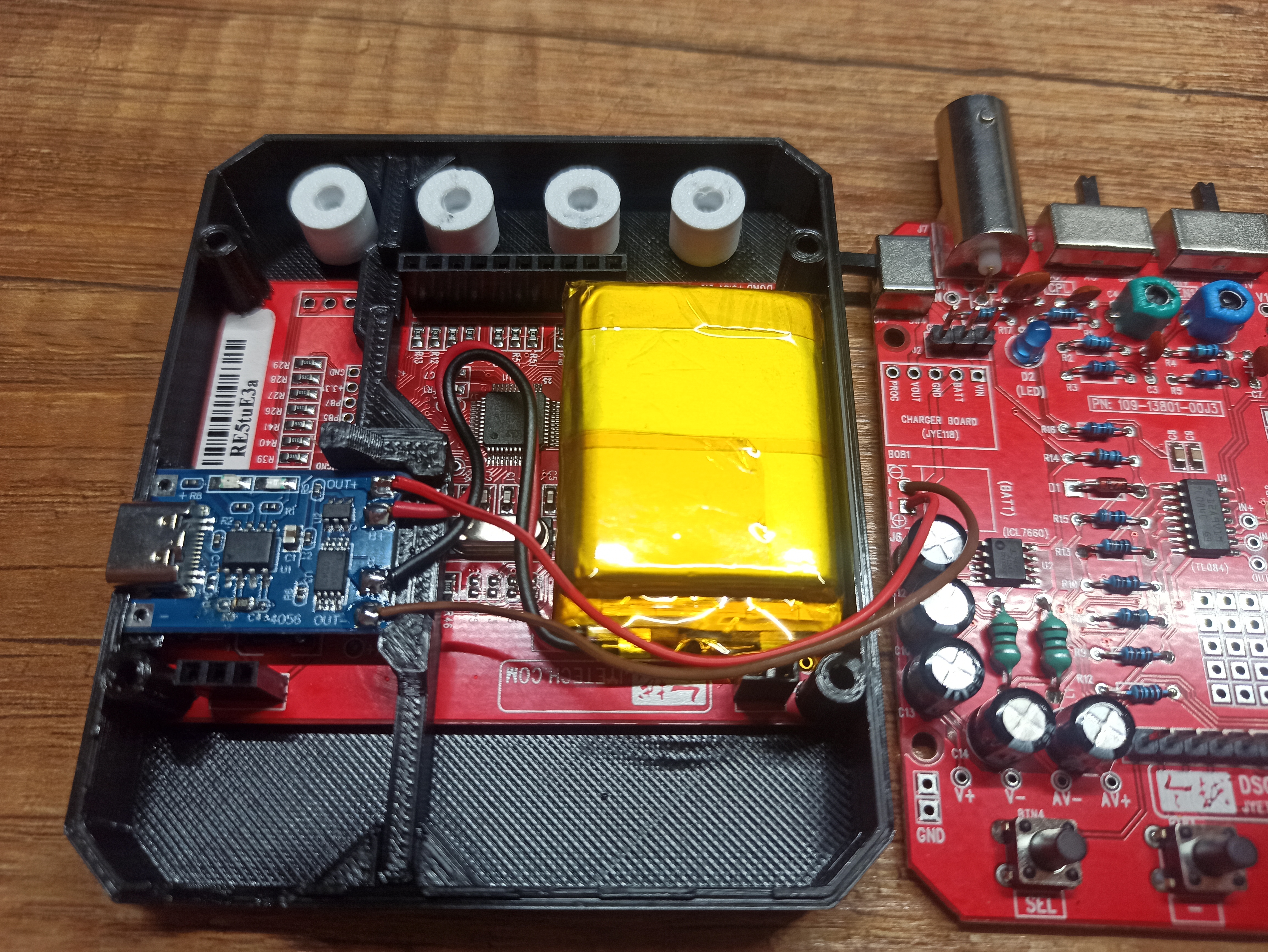 DSO138mini case with charging module — thumbnail 4