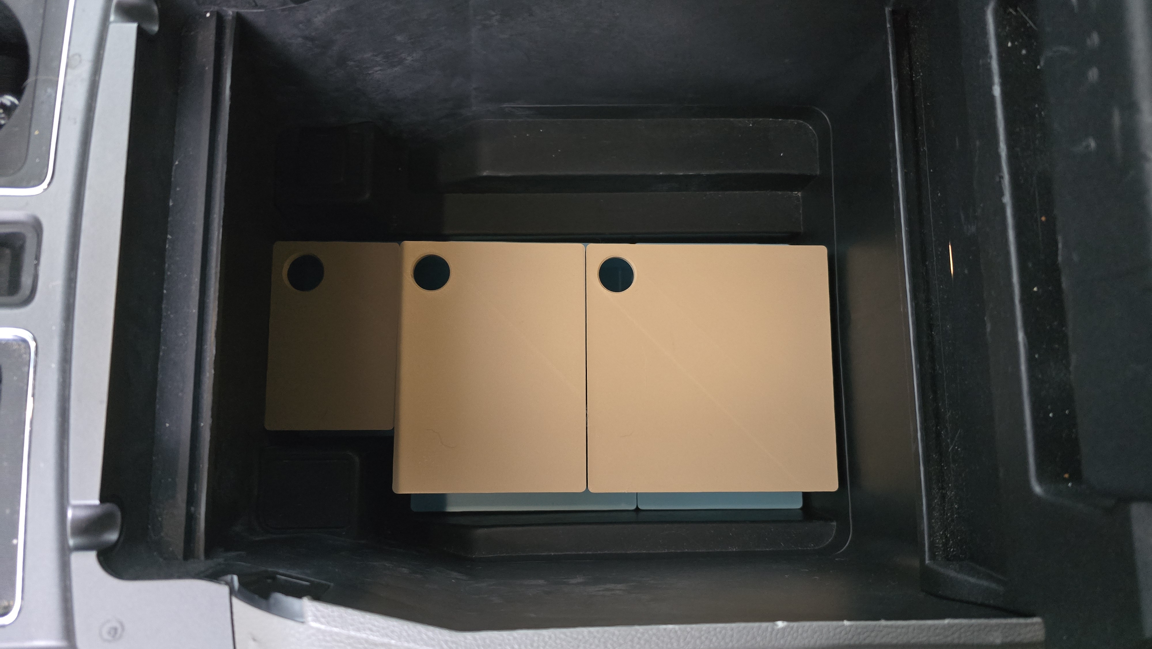 Ford F-150, Super Duty, Expedition Center Console Gridfinity Organizer