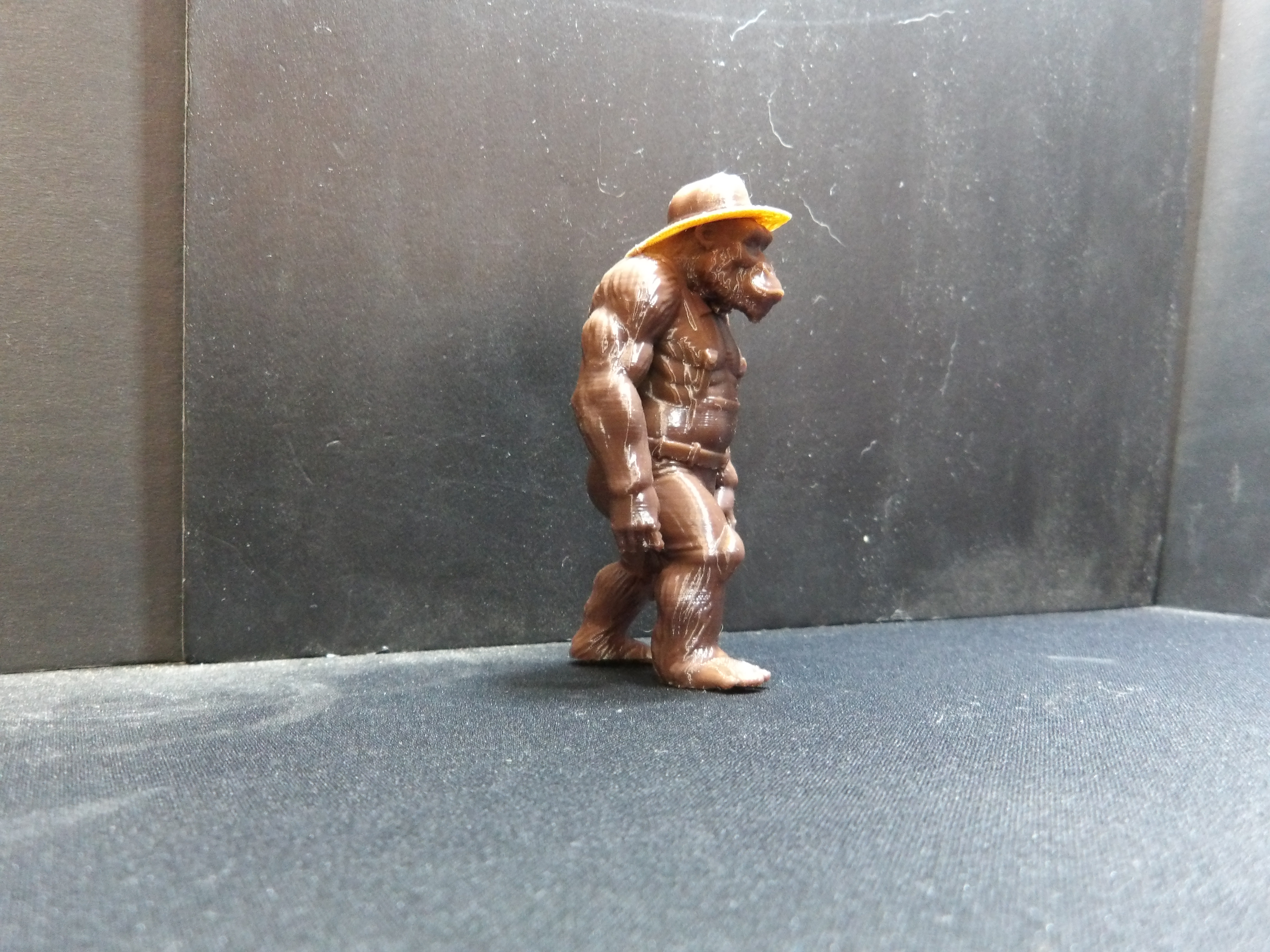 Gorilla farmer. — miniatura 2