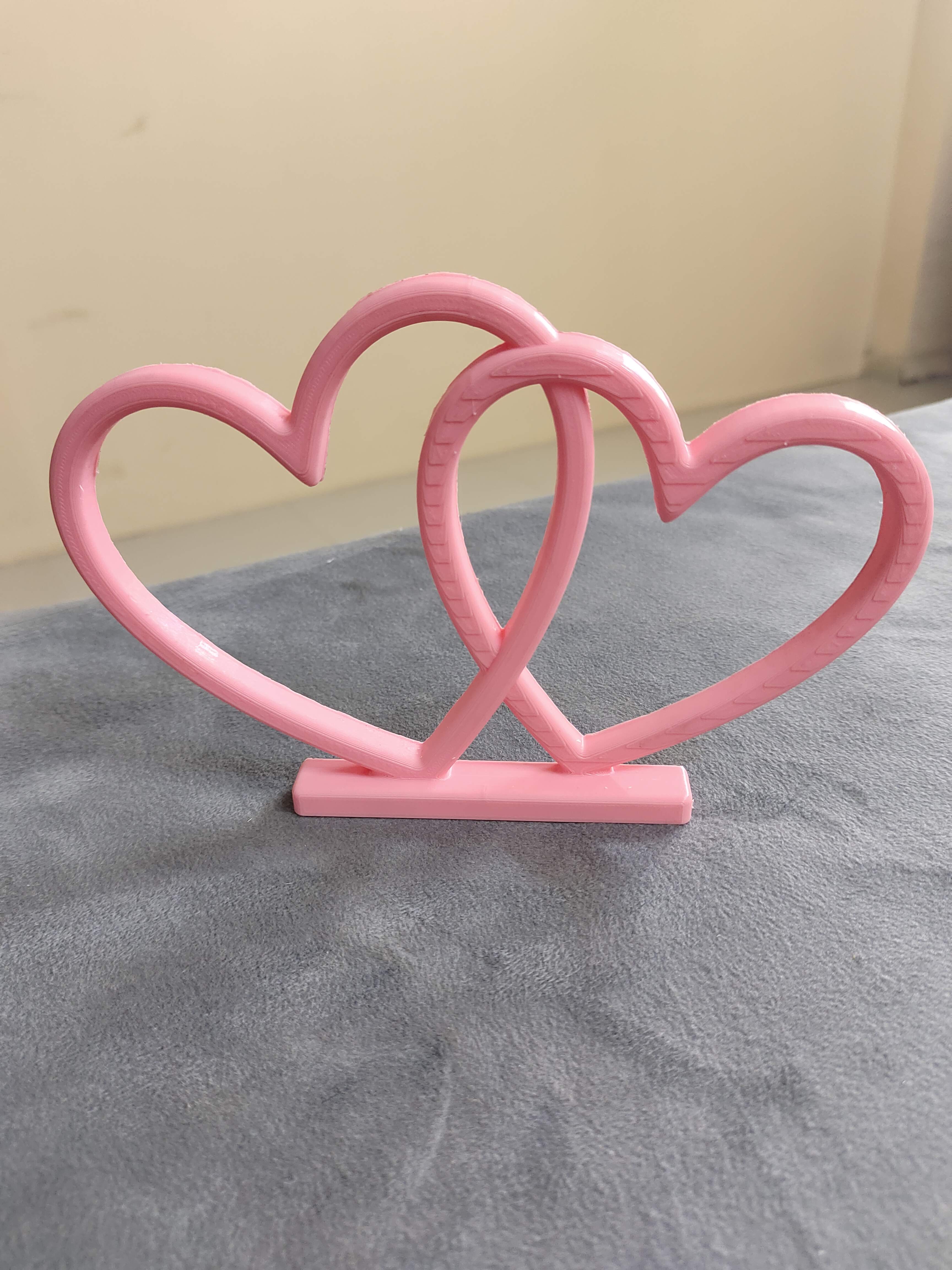 Couple Interlocking Heart Desk Decor — thumbnail 3