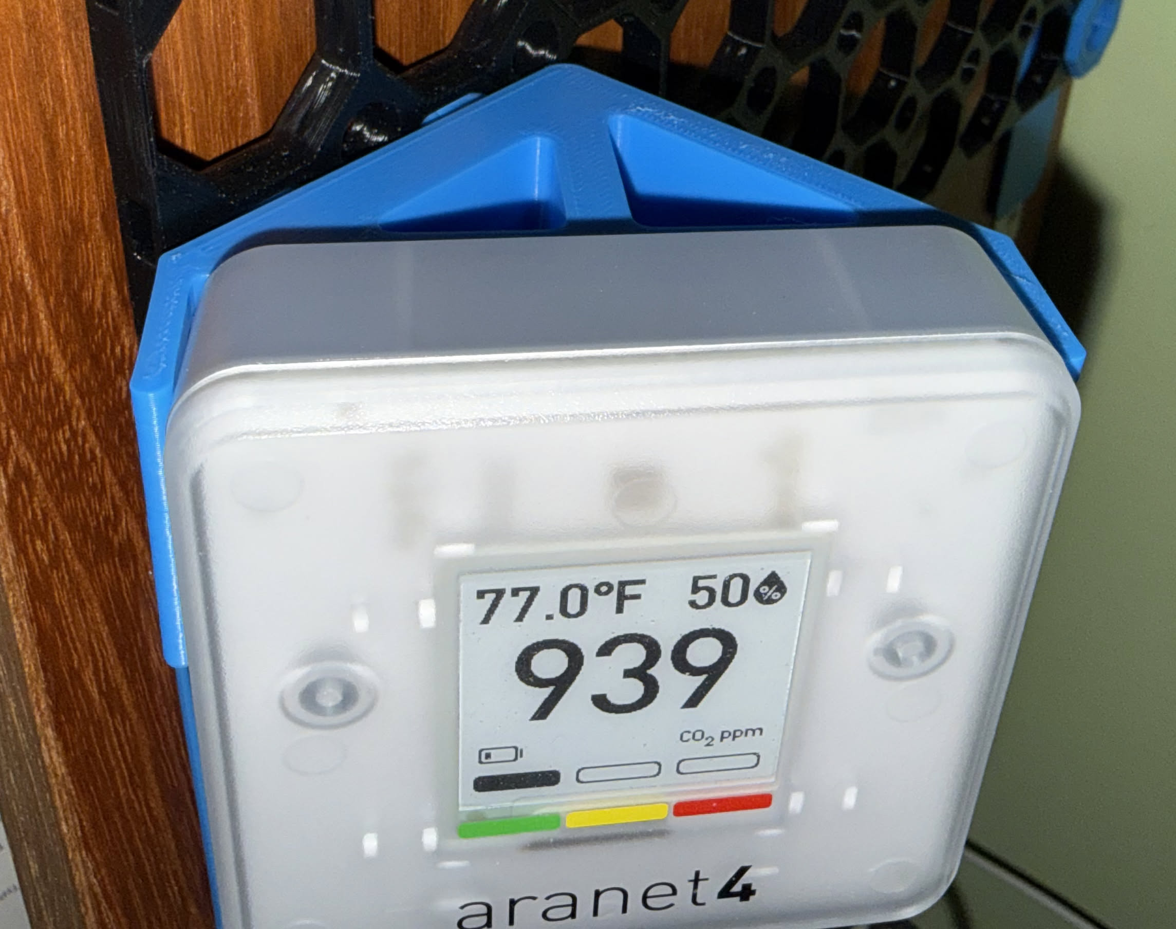 Aranet 4 CO2 Monitor Angled Mount for Multiboard / Multibuild Fix Point