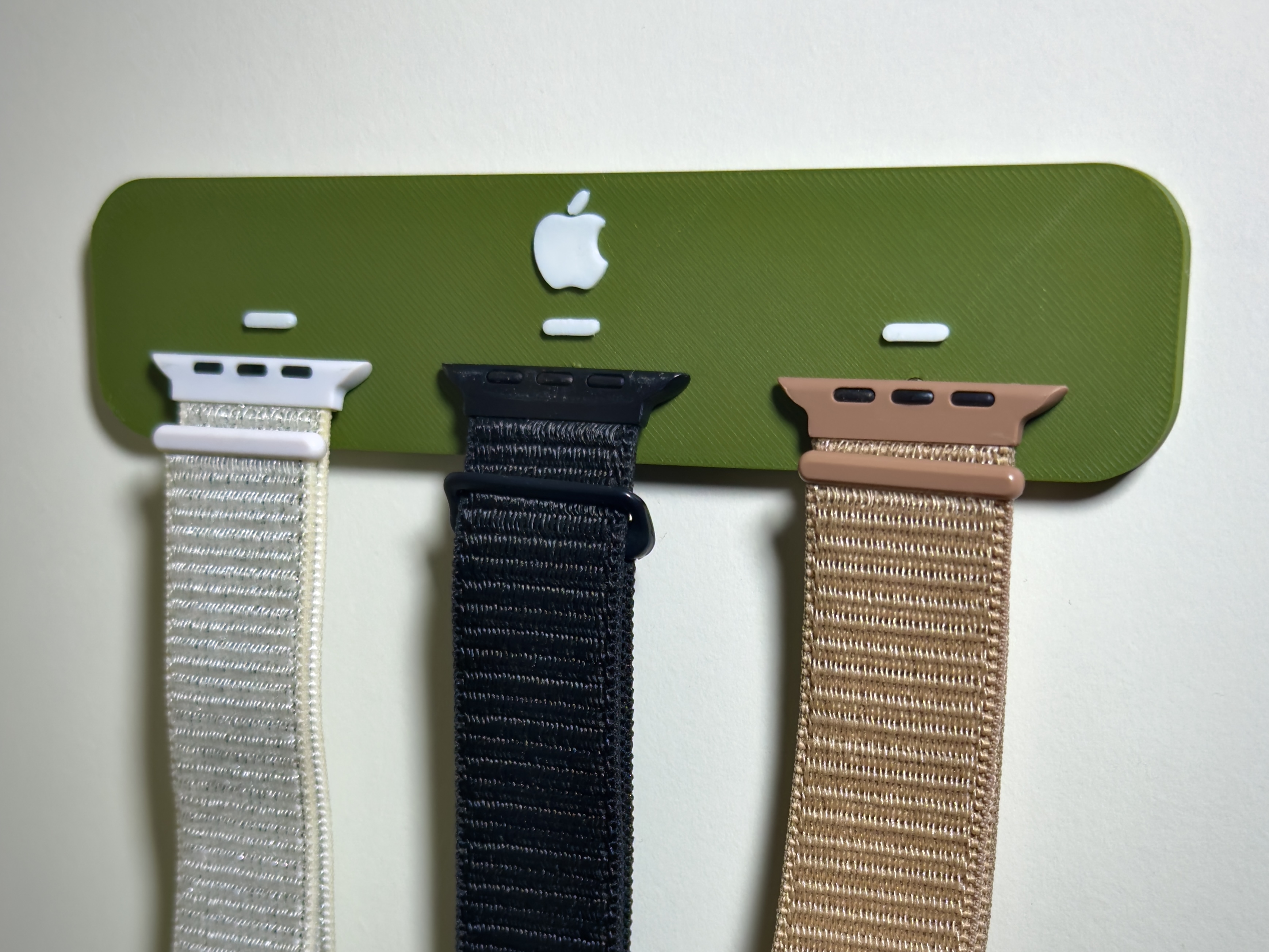 Magnetic Stand for Apple Watch Bands – Minimalist 3D Model