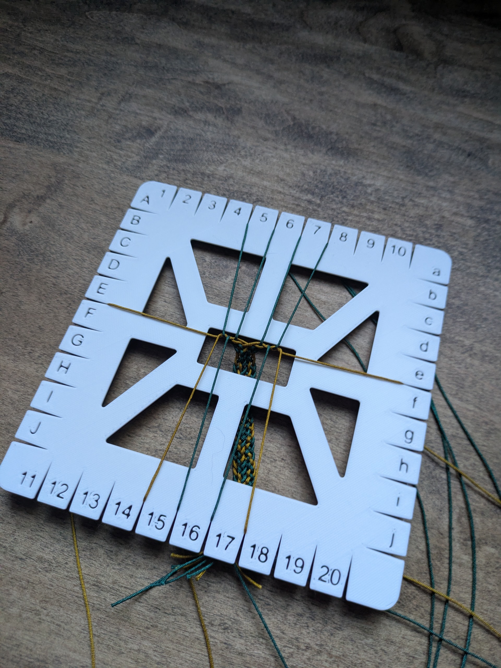 Kumihimo Plate - For flat braids