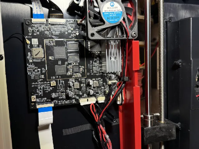 NO CUT , Easy Print, Easy Mount Snapmaker U1 Motherboard Compartment Divider with Fan