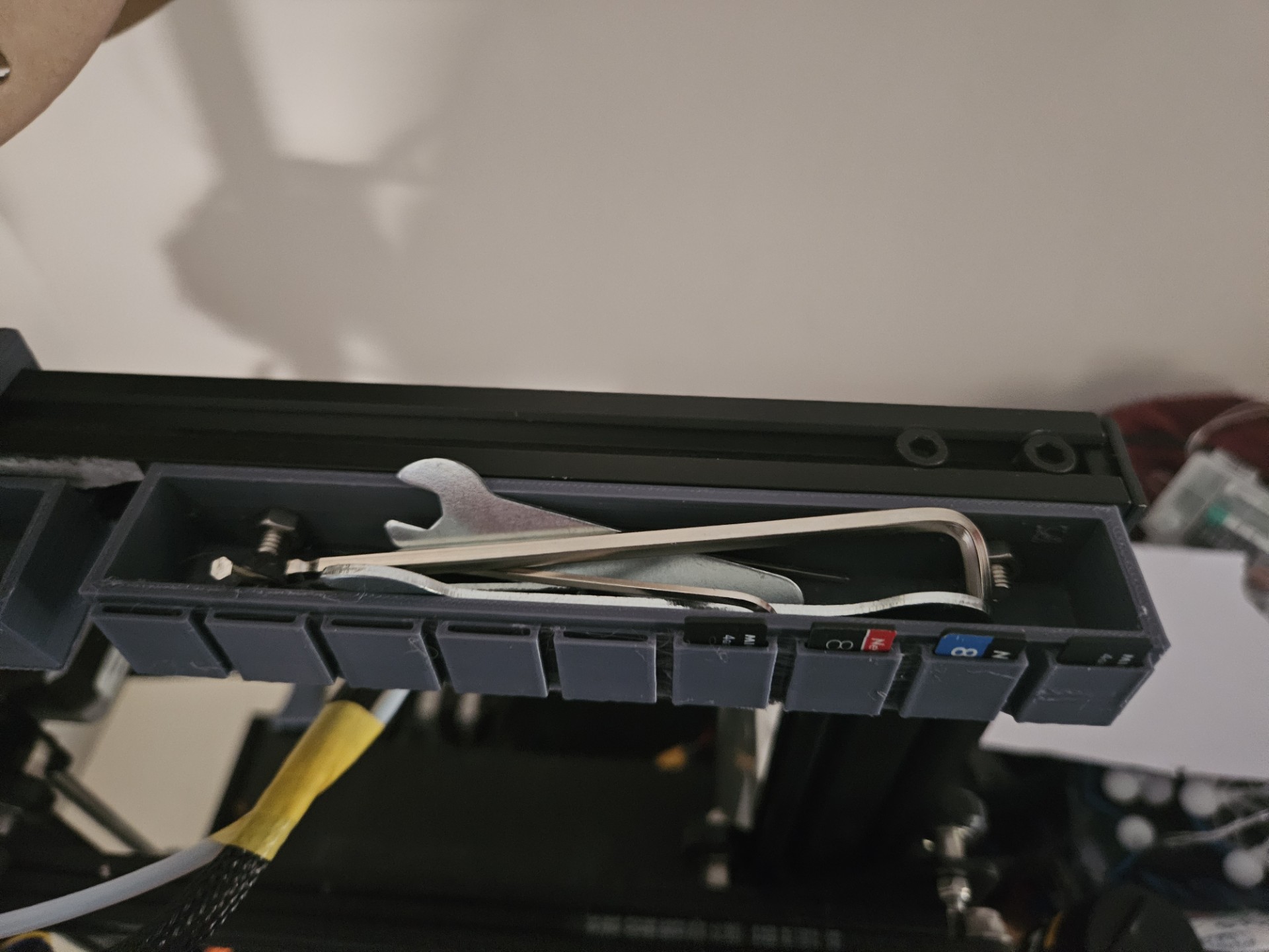 Ender 3 storage pot with Micro SD card Slots