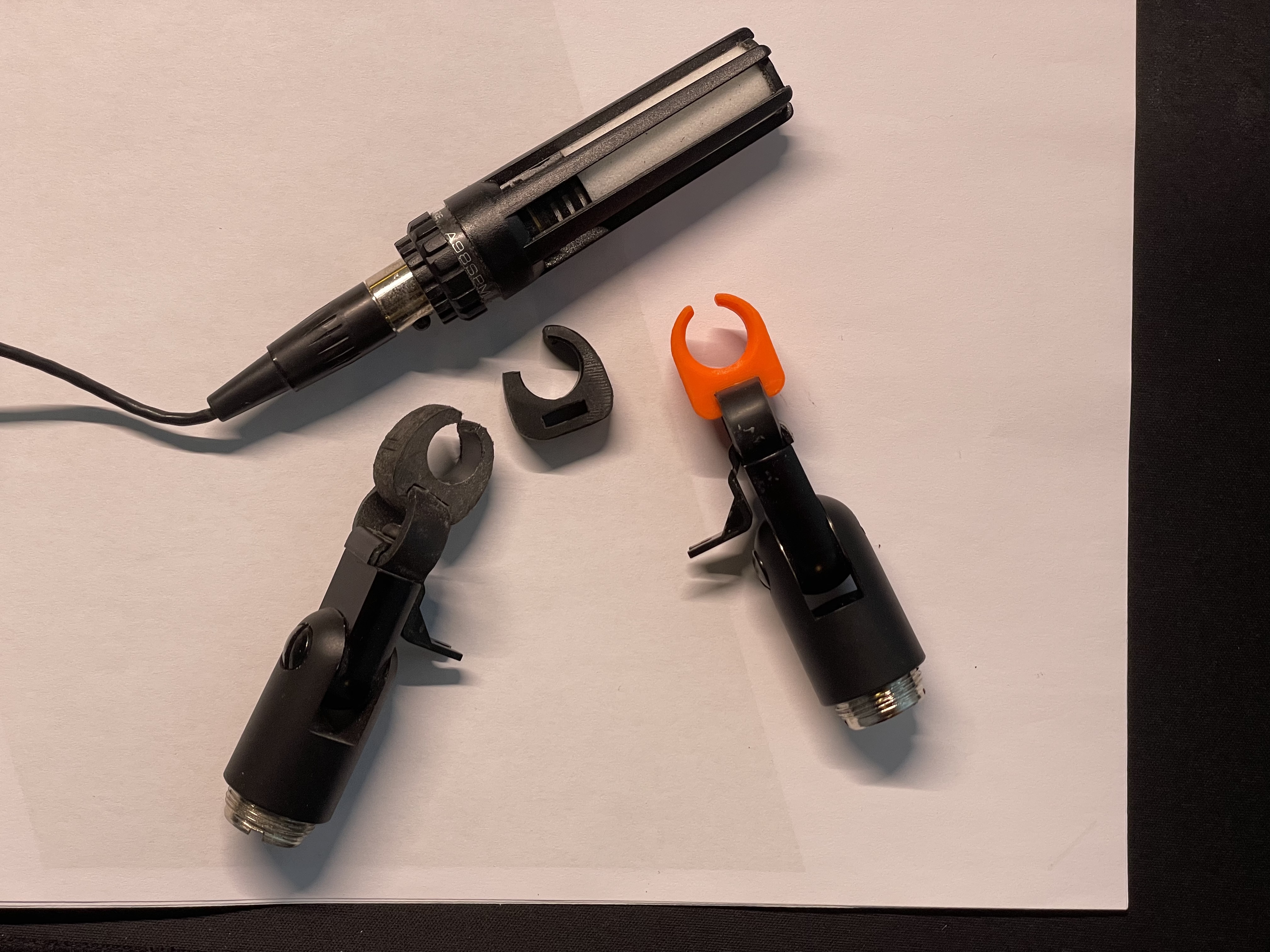 Shure SM98A microphone clip