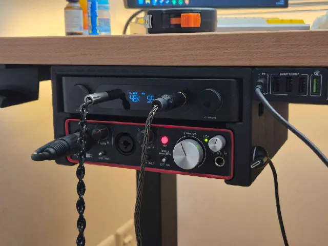 FiiO K13 R2R + Focusrite Scarlett 2i2 Under Desk Mount
