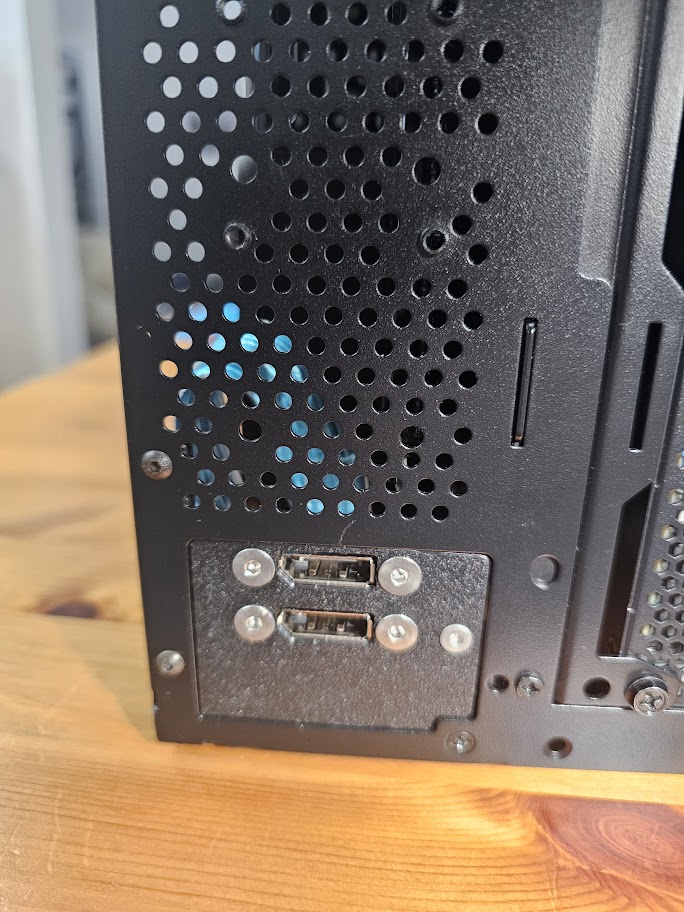 Meshroom S V2 DisplayPort Slot Cover