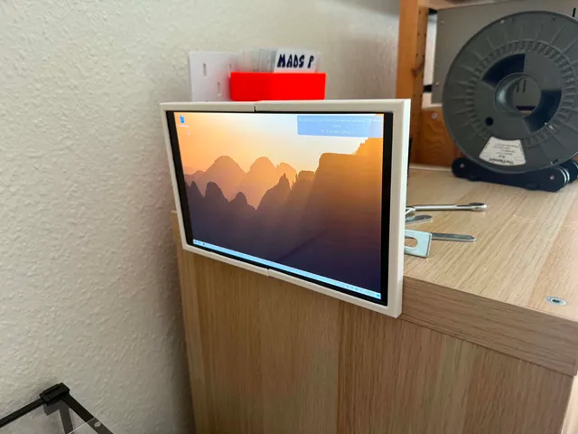 Display Case Waveshare 10.1"