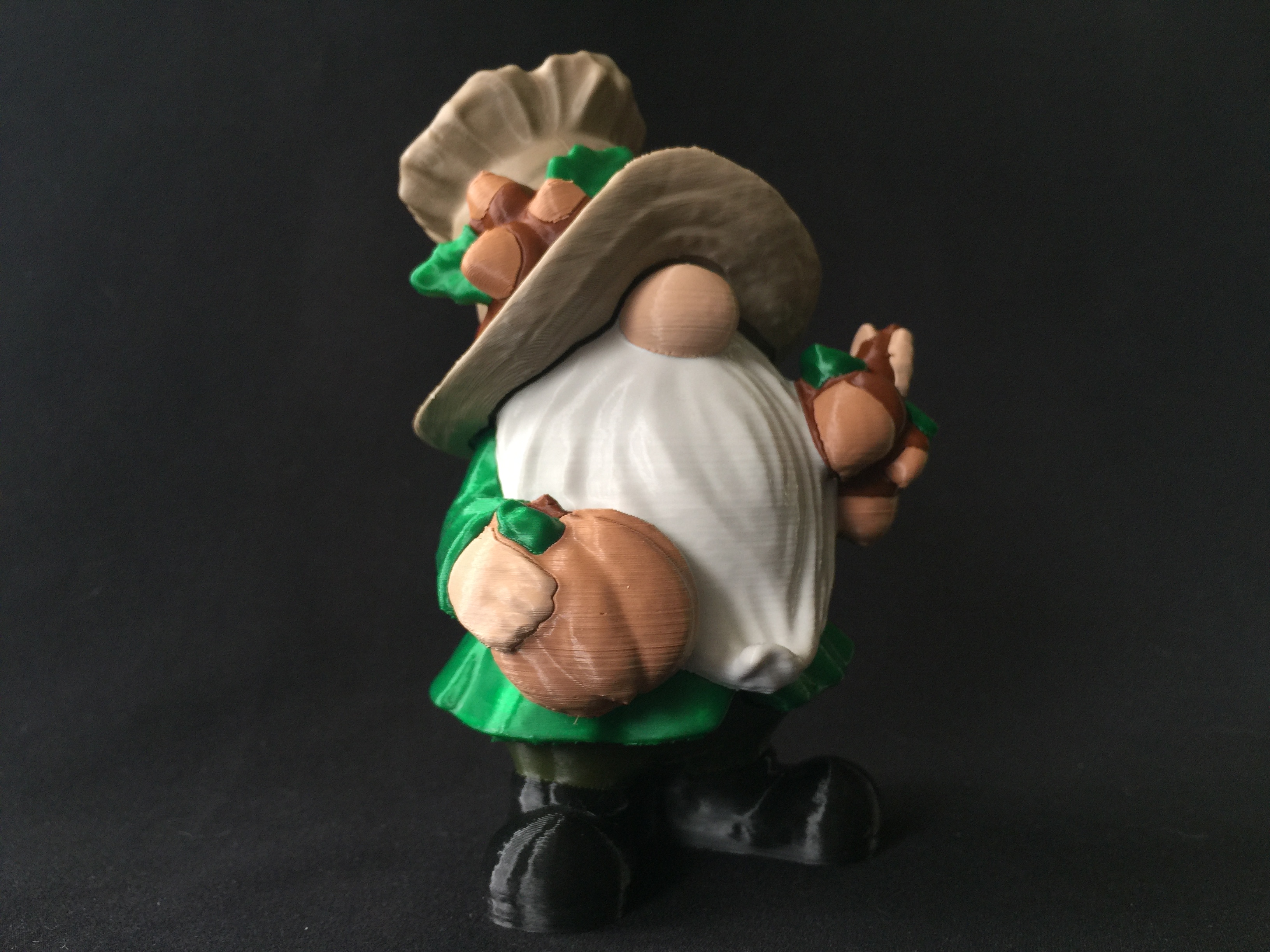 Fall Gnome Statue 3D model by Star Labs 3D, LLC