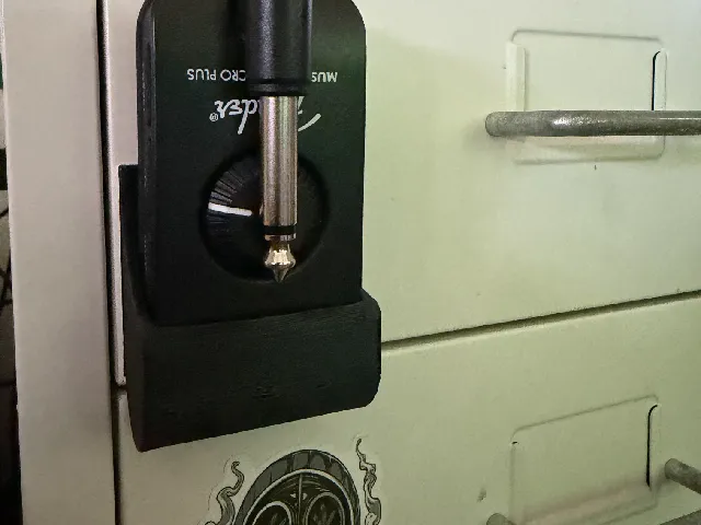 Fender Mustang Micro Plus Wall Mount – 3D Printable Holder for Guitar Headphone Amp