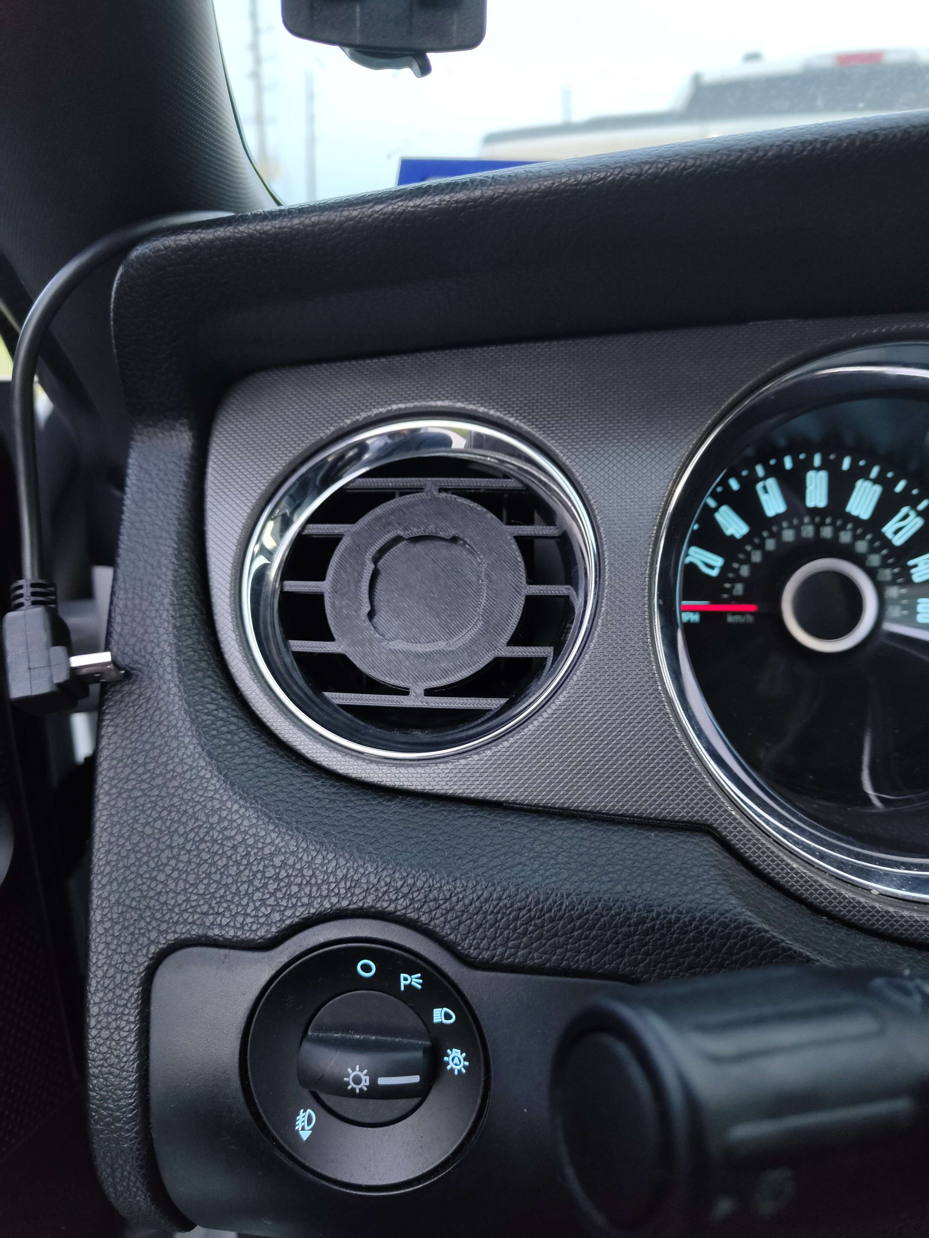 2010-2014 Ford Mustang VQL (Vent Quad lock)