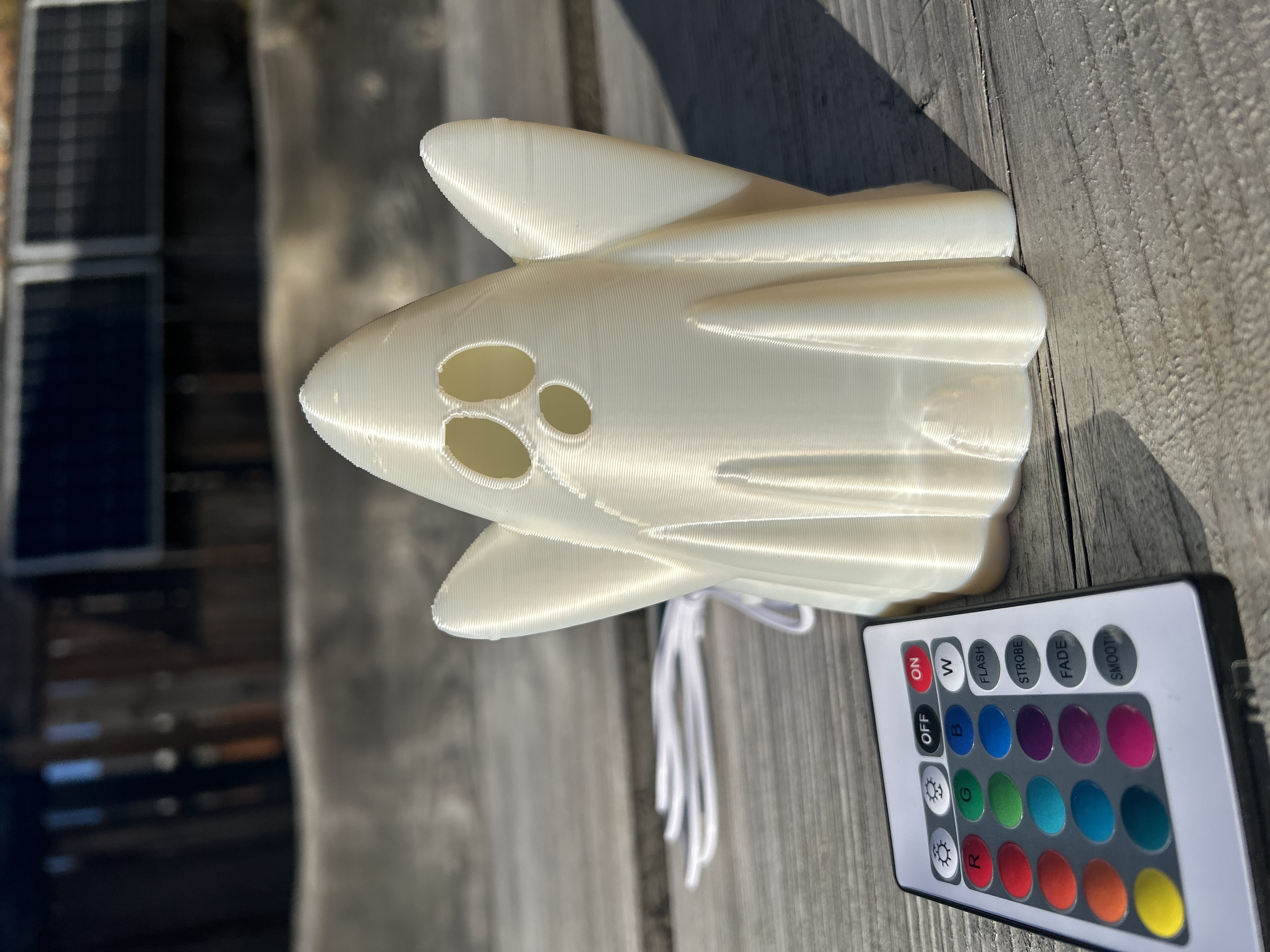 Ghost LED lamp for maximum Spookiness!