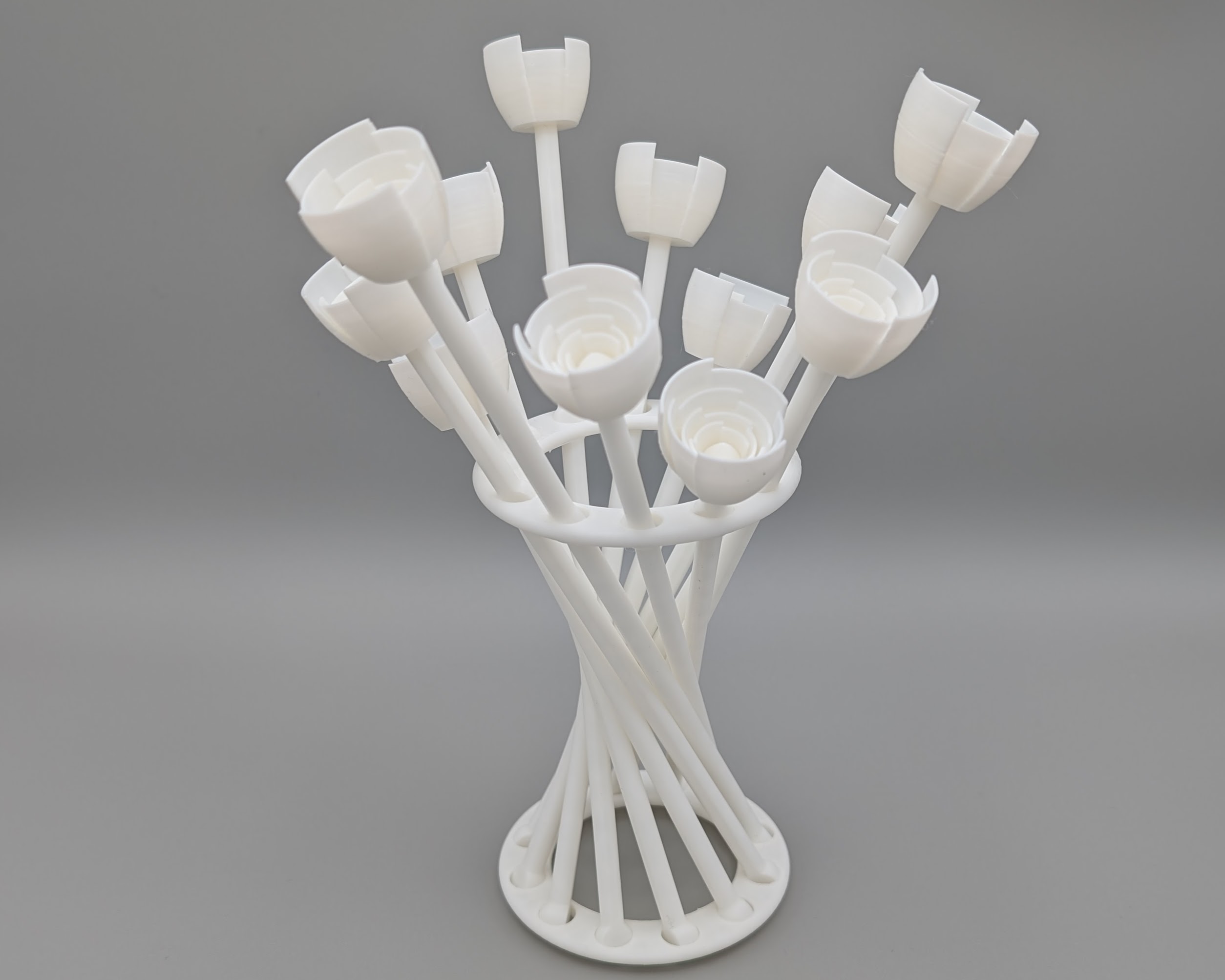 Valentine's Hyperboloid Bouquet