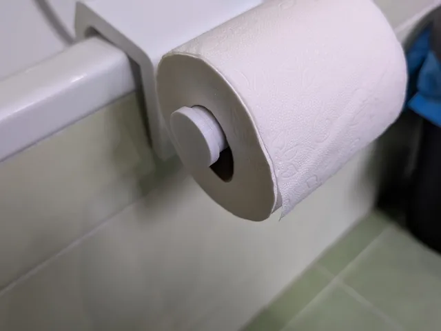Toddler-Friendly Toilet Paper Holder (Bathtub Edge Mount)