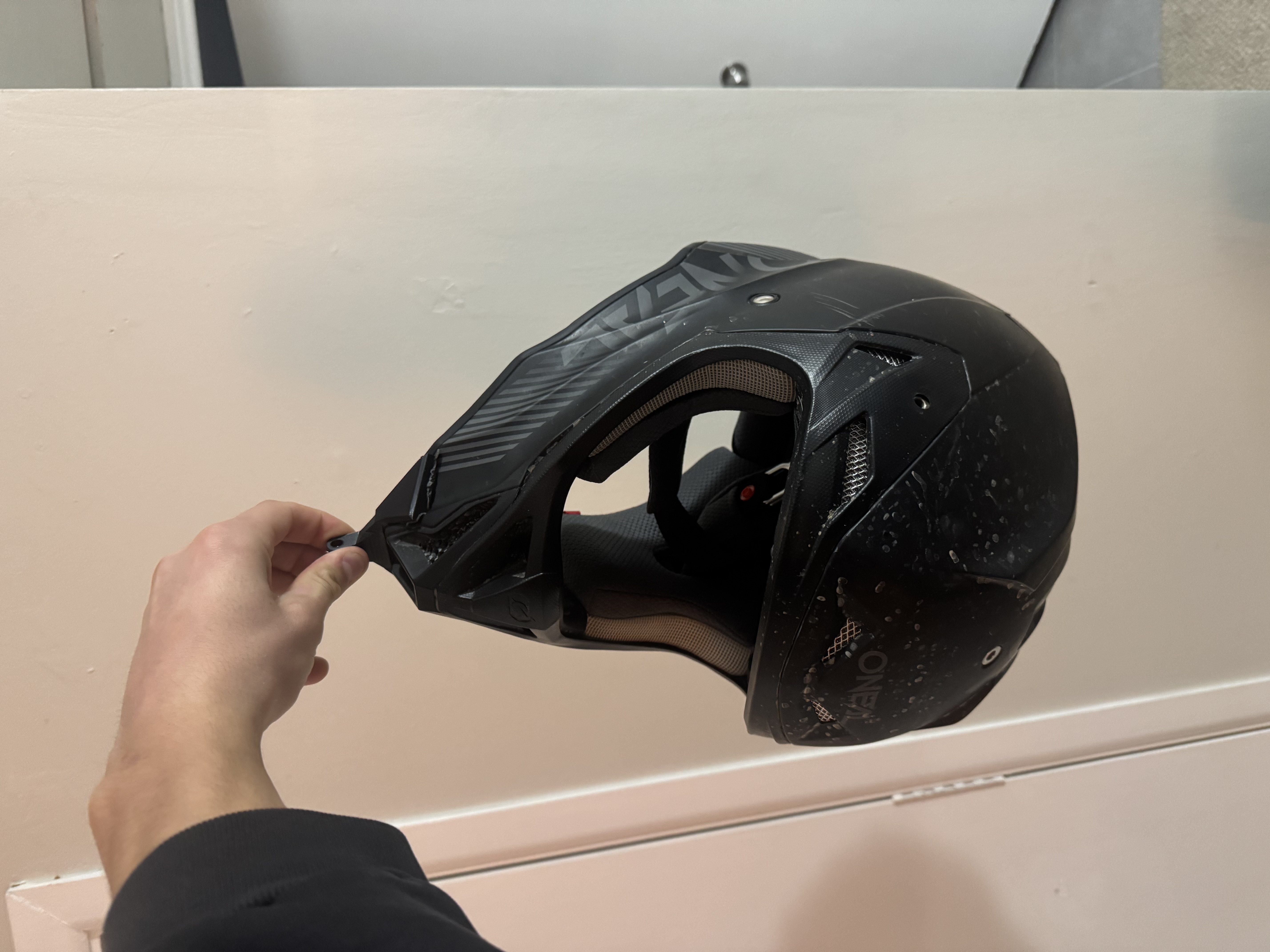 Chin camera mount for O'Neal 5SRS helmet