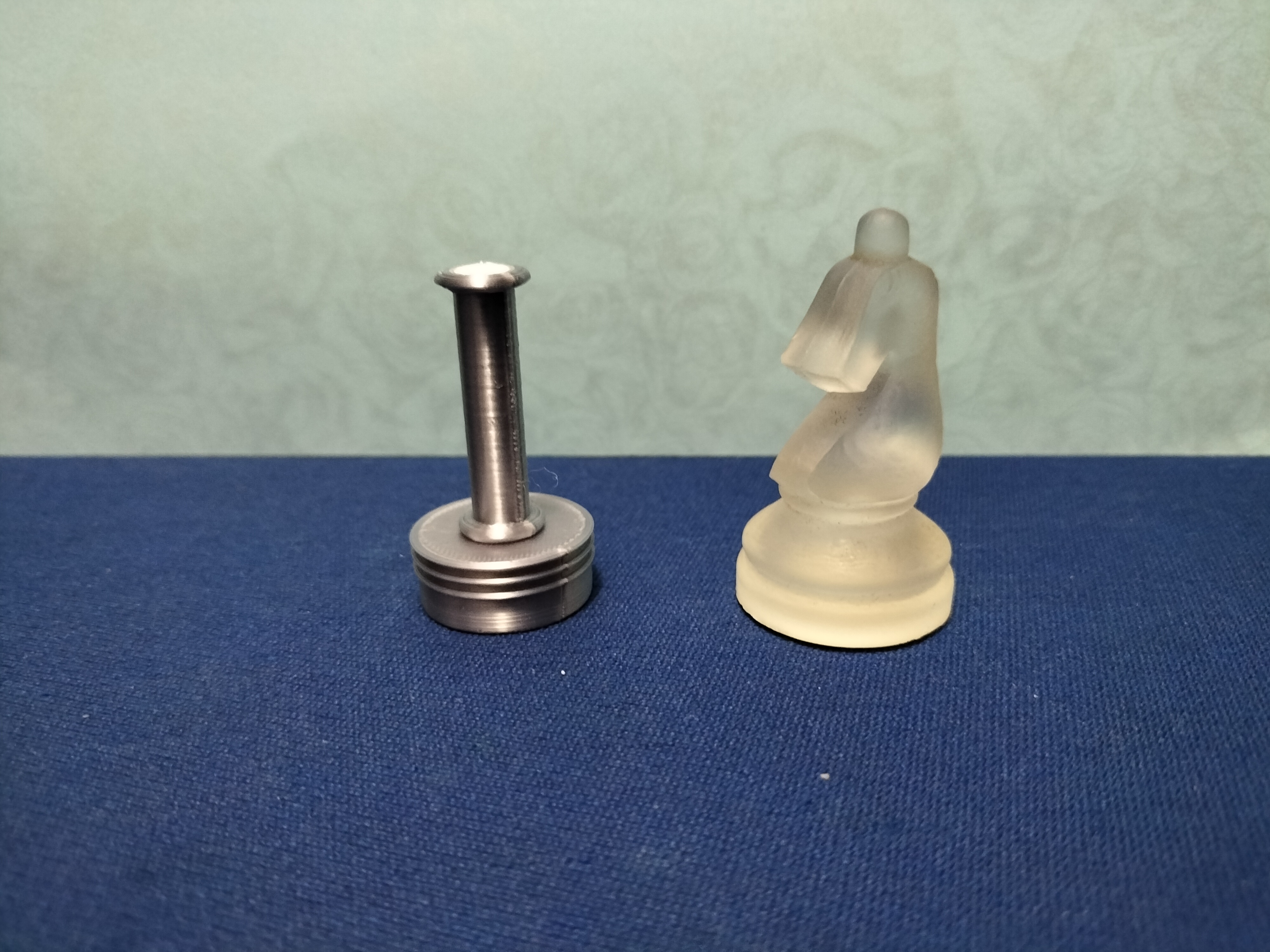 Librarian's Chess Set — thumbnail 4