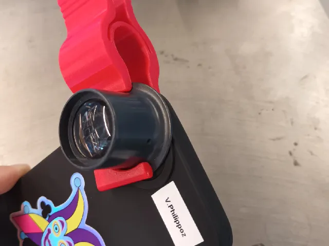 Phone lens clip