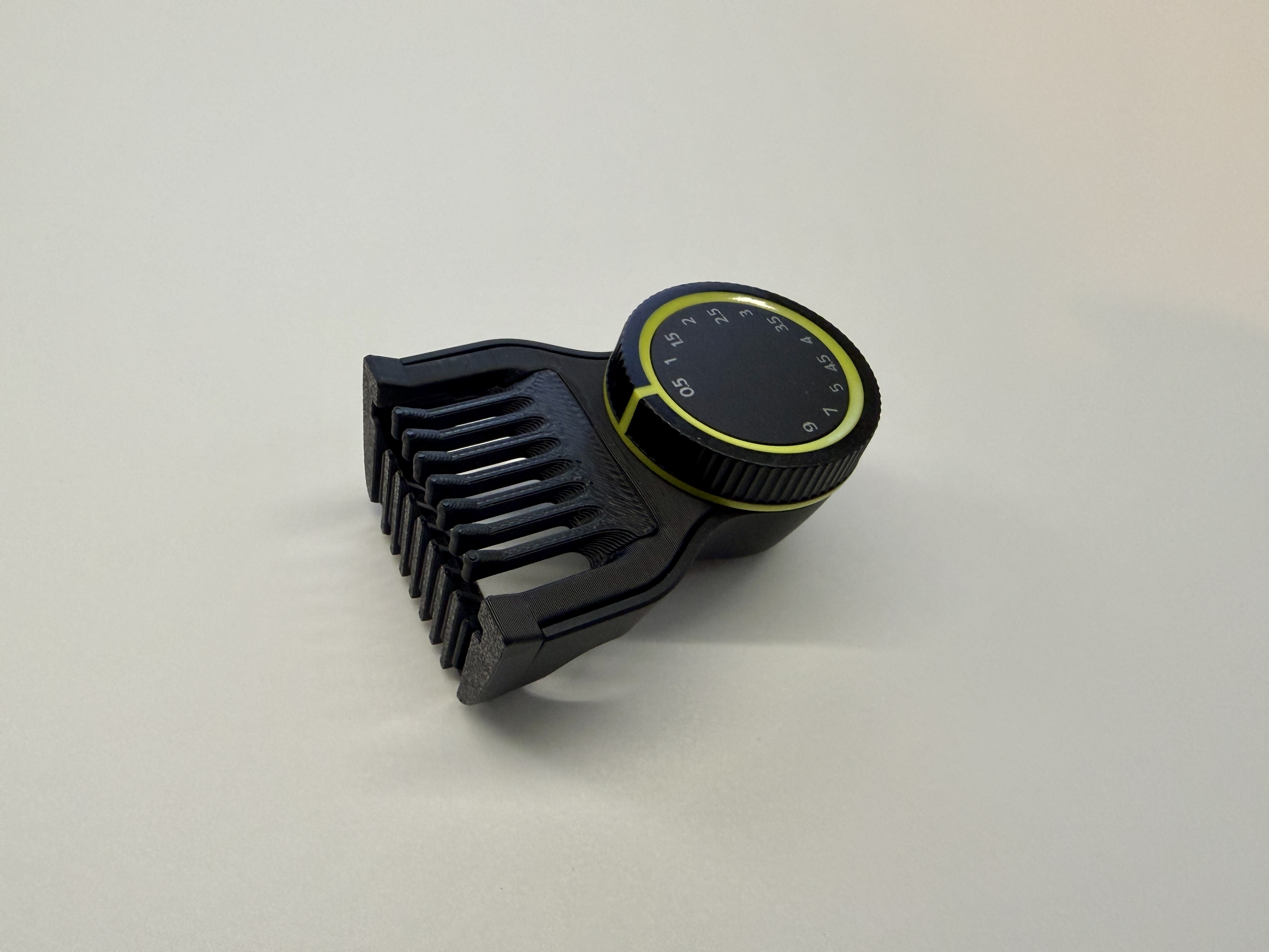 Philips Norelco One Blade Adjustable Comb Plate Replacement 3D model