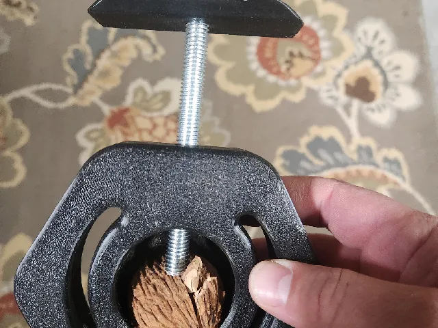 Hex Nut Cracker