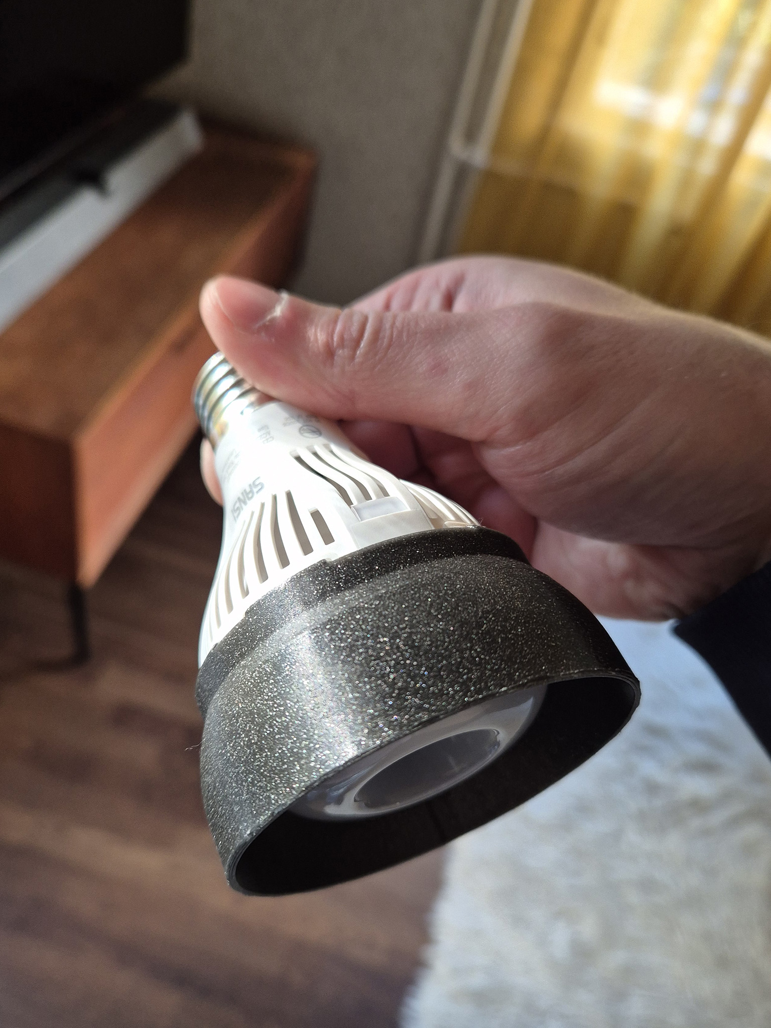 Sansi A19 plant light shade