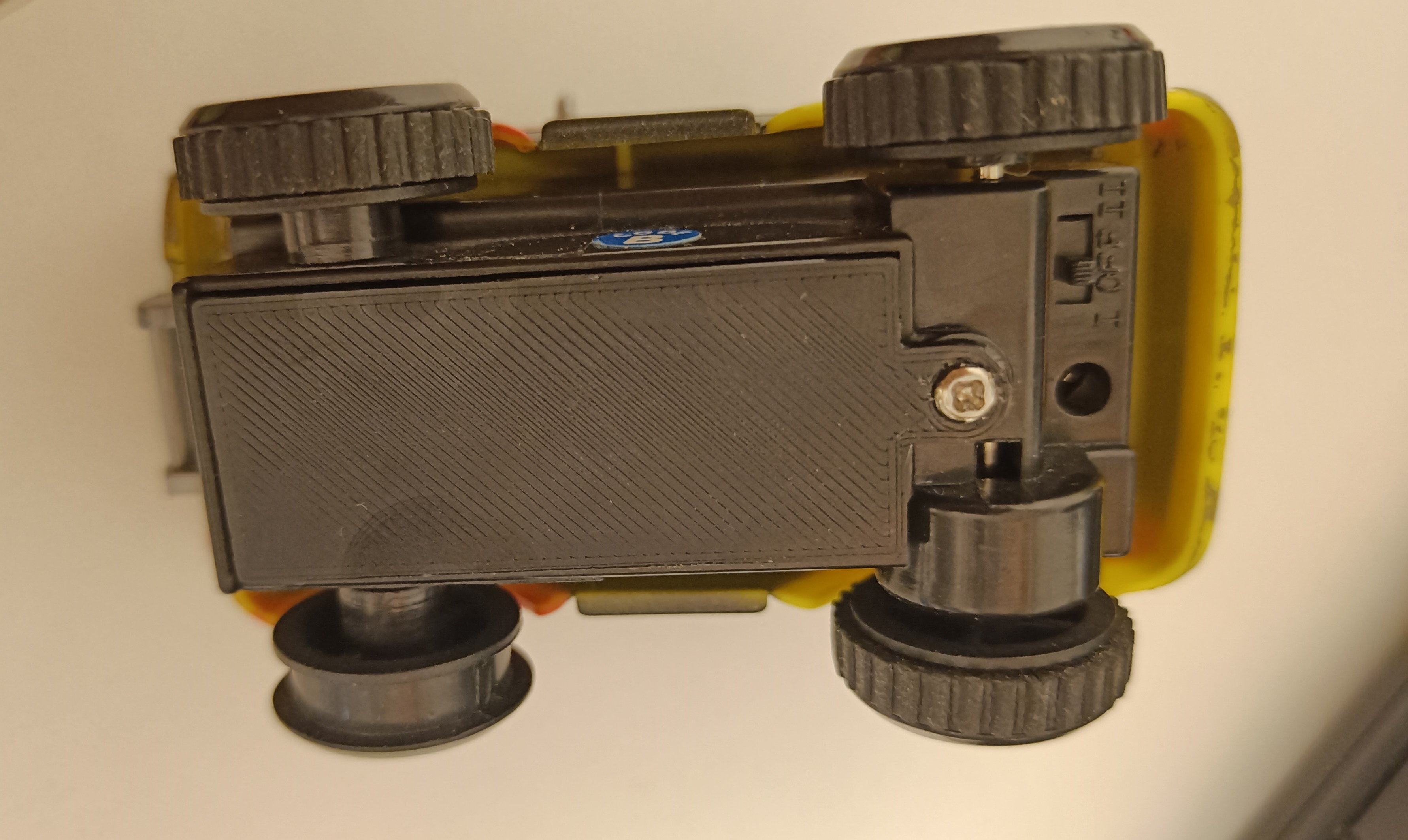 Flexi trax car battery cover