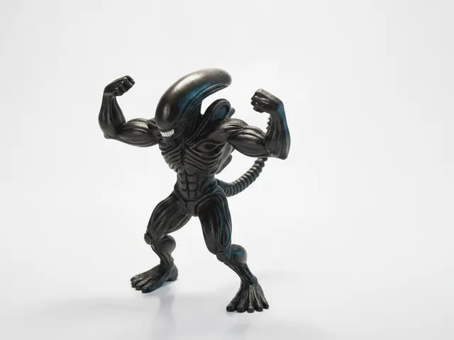 Buff Xenomorph Figurine Alien Collectible 3D Printable