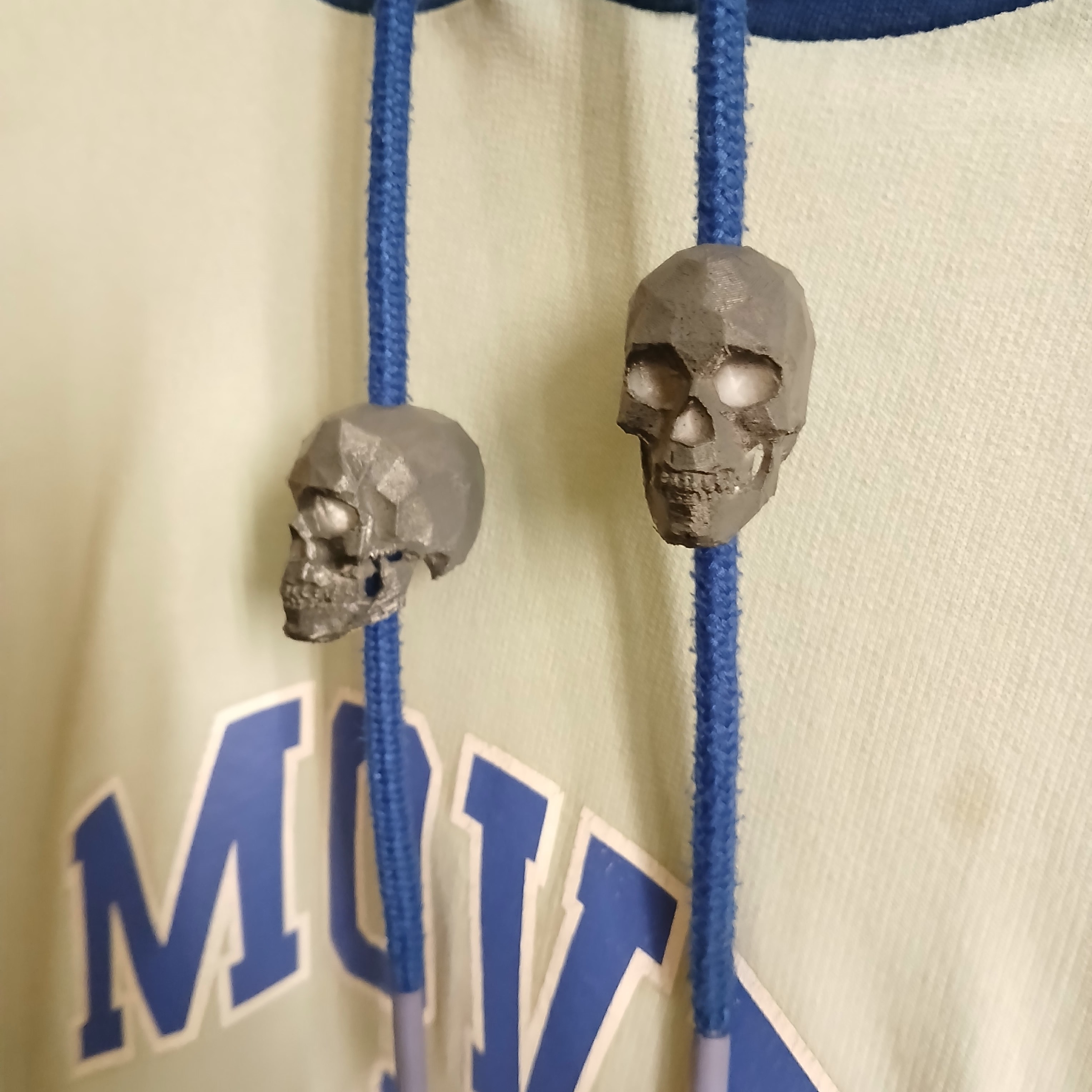 Low Poly Skull Hoodie Drawstring Bead