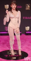 Nicki Nicole Pack - Latin Grammy & Premio Lo Nuestro (Con Plataforma)