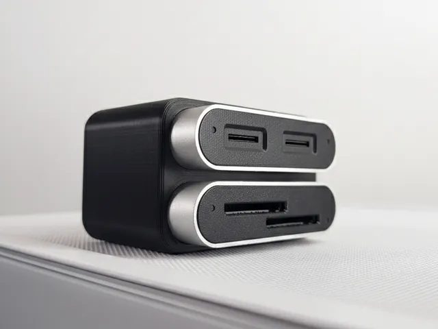 kingston workflow dock for 2 readers