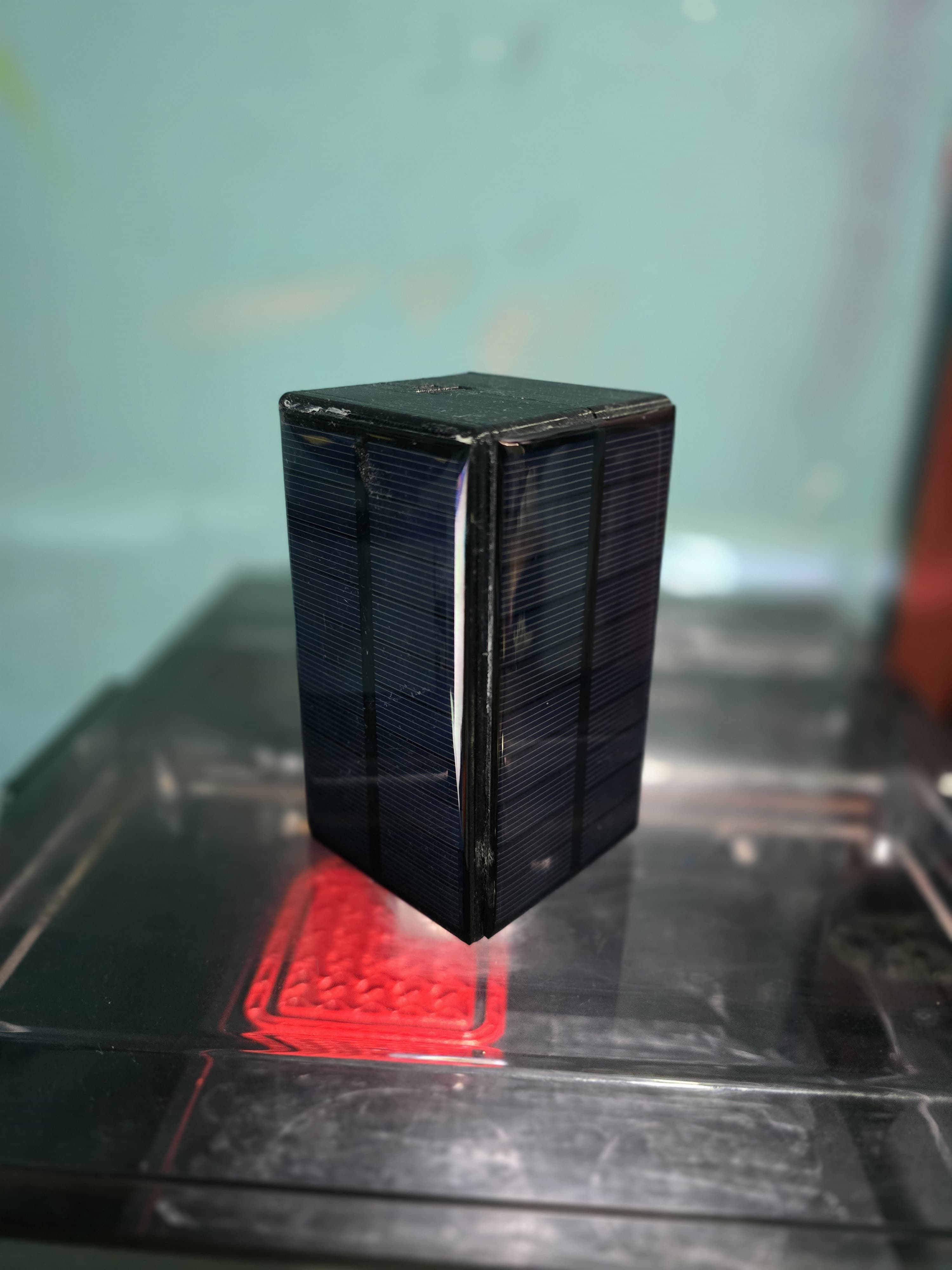 Carcasa para cargador Solar (proyecto electricidad)