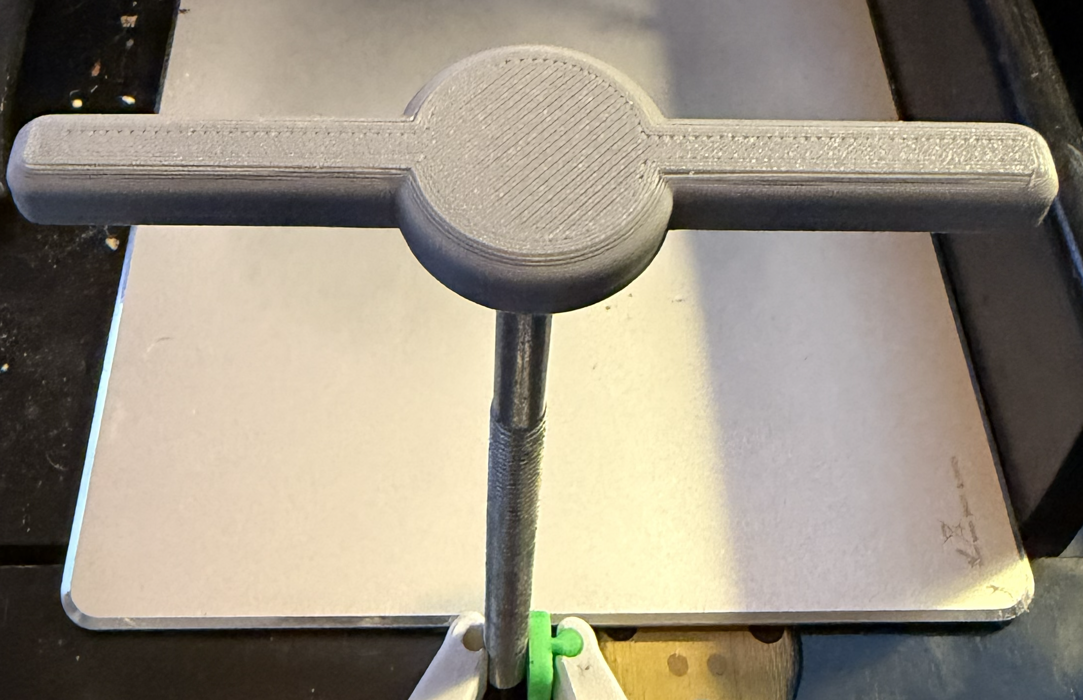 T Handle for Bolts