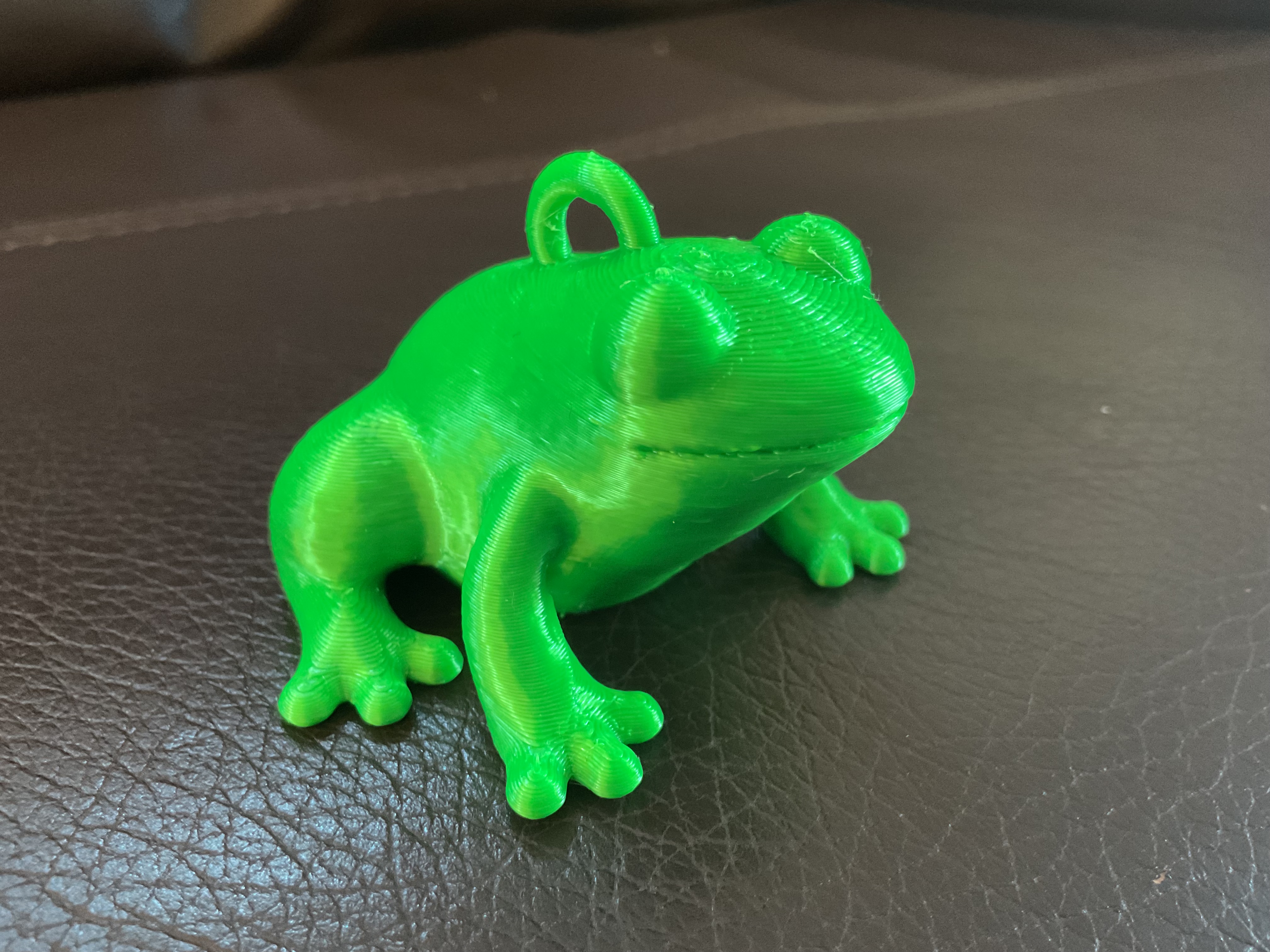 Chubby frog keyring