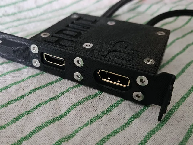 PCI slot cover with (female) cable holder for offset GPU