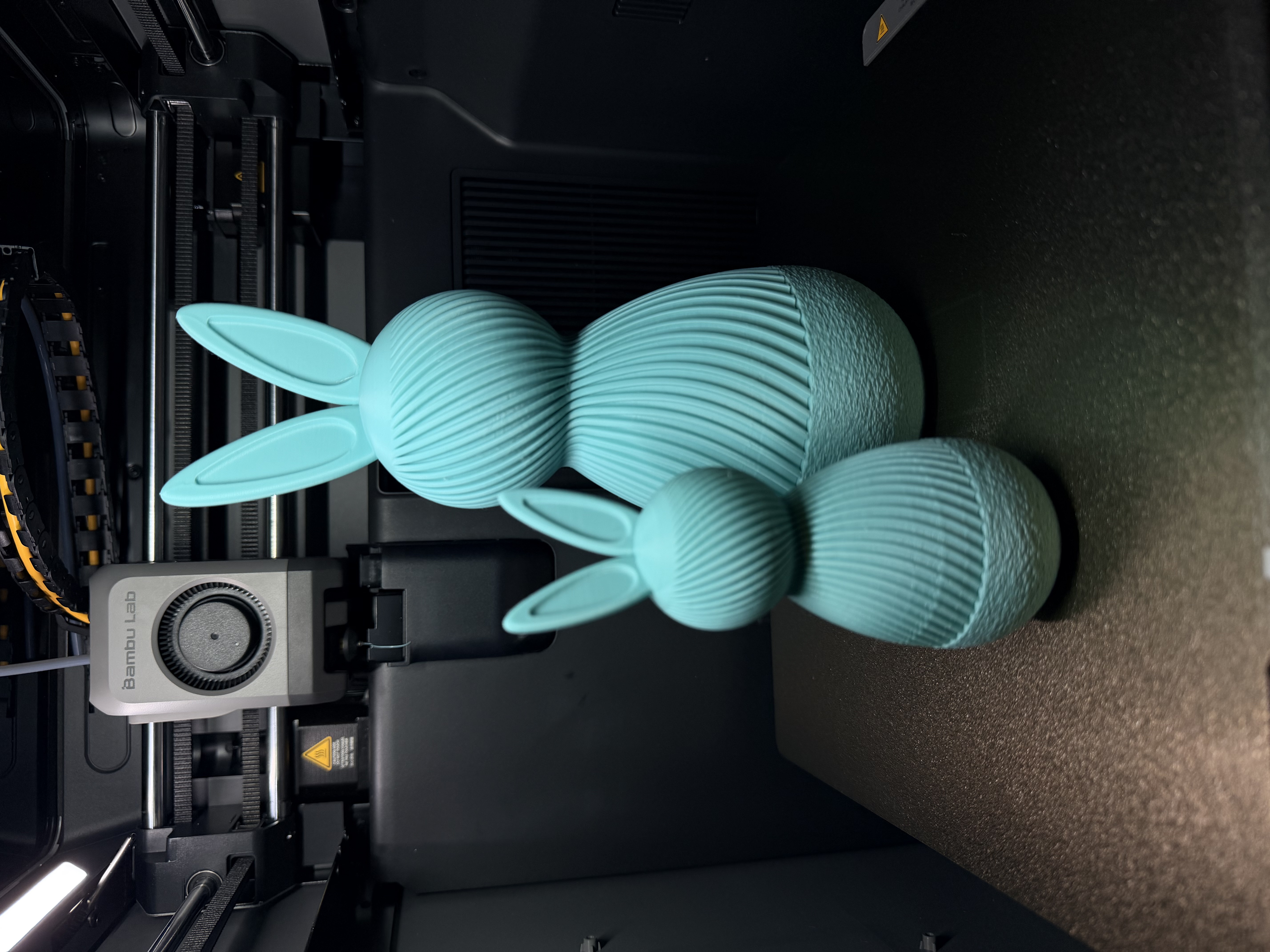 Easter Bunny Container – Twist Lock & Threaded Lid