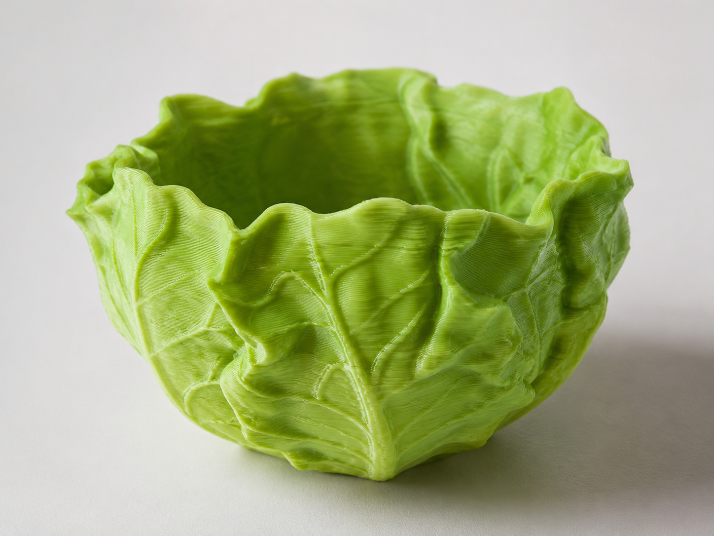 Schalenbecher im Blattdesign/Bowl cup in sheet design