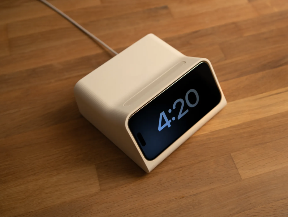 Iphone 13pro dock