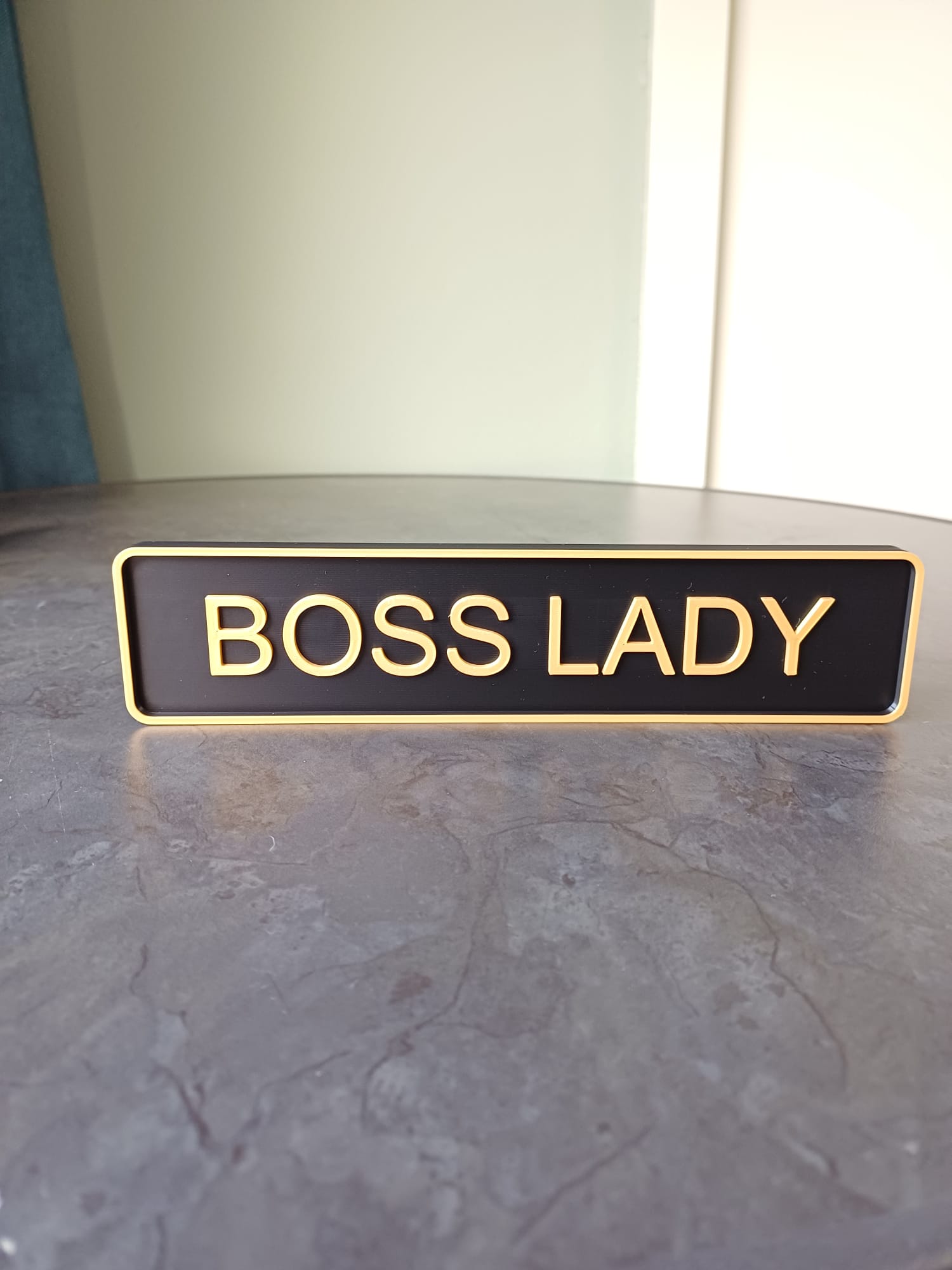 Boss Lady Desk Sign – Bold Office Decor for Women