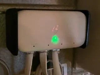Mounting bracket for Homewizard Active P1 splitter