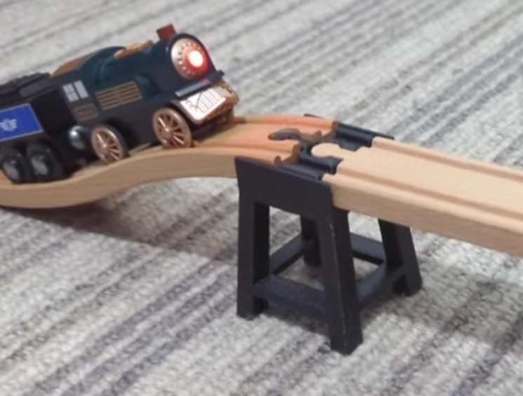 Brio-compatible Wooden Train Bridge Support (Stackable; remix with stronger sides)