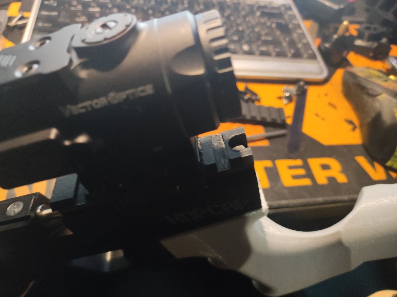 Weaver rail for Korsar pistol