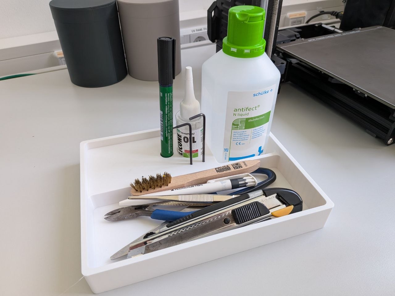 Simple 3D-Printing Tool Box / Desk Organizer
