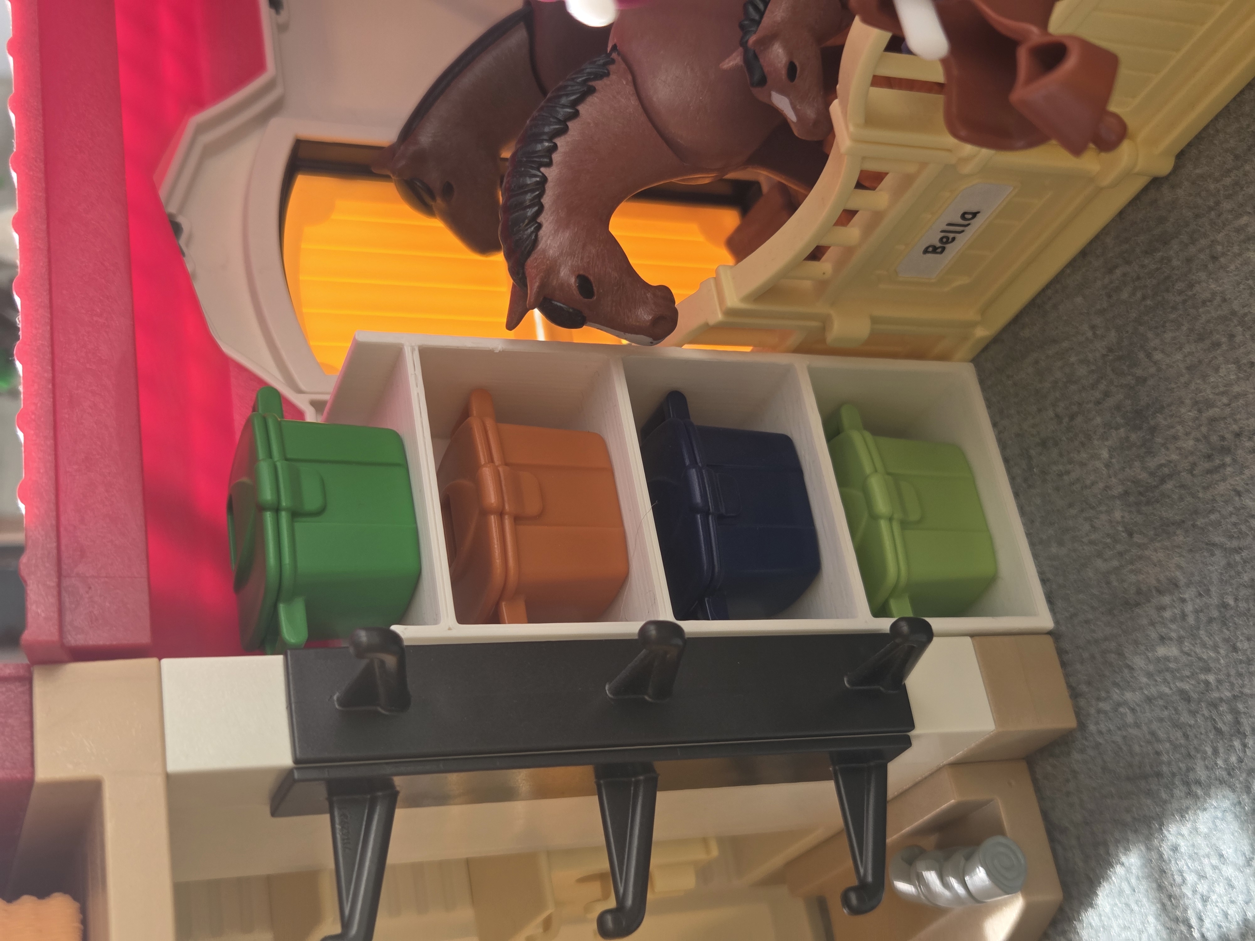 Playmobil Pony Farm Shelf / Pferdehof Regal