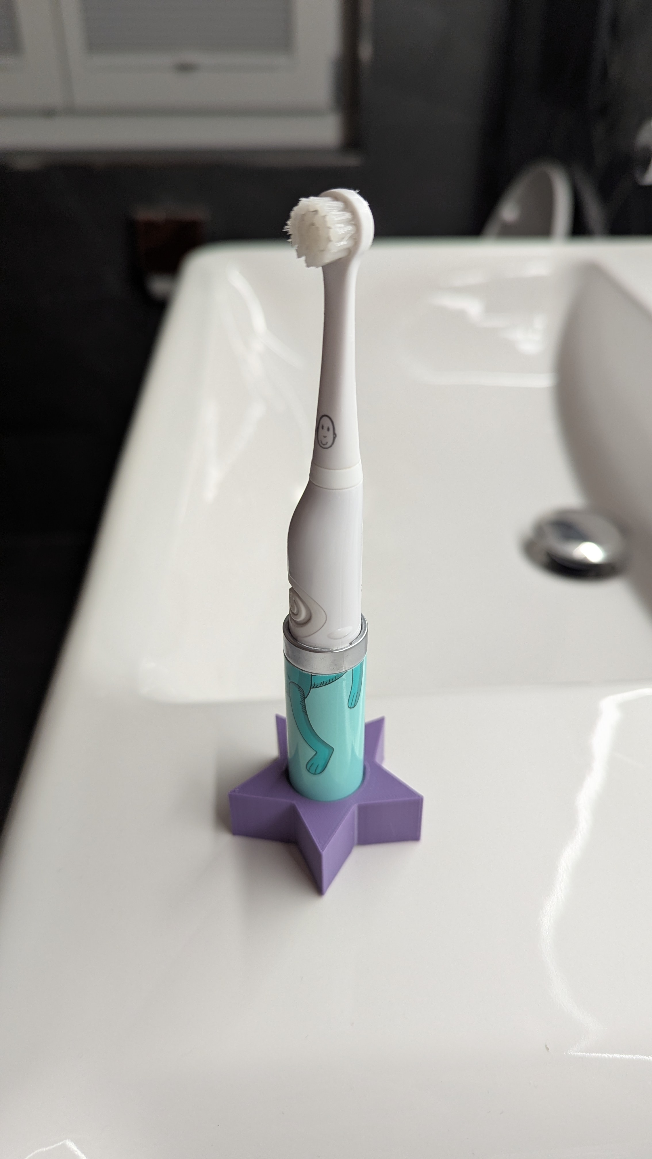 Matchstick Monkey Toothbrush Stand