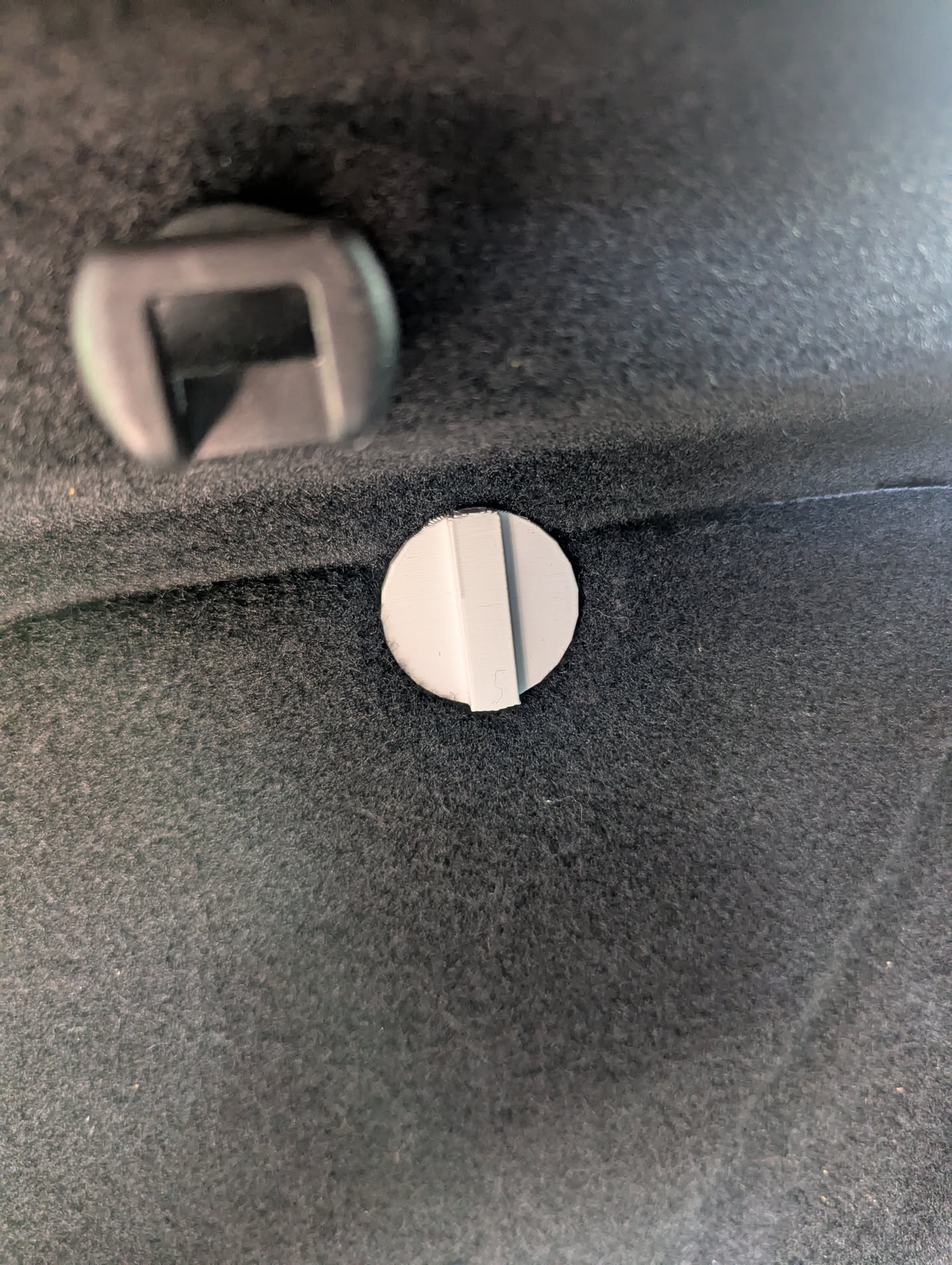 Opel Astra J - Lock for small storage doors in boot