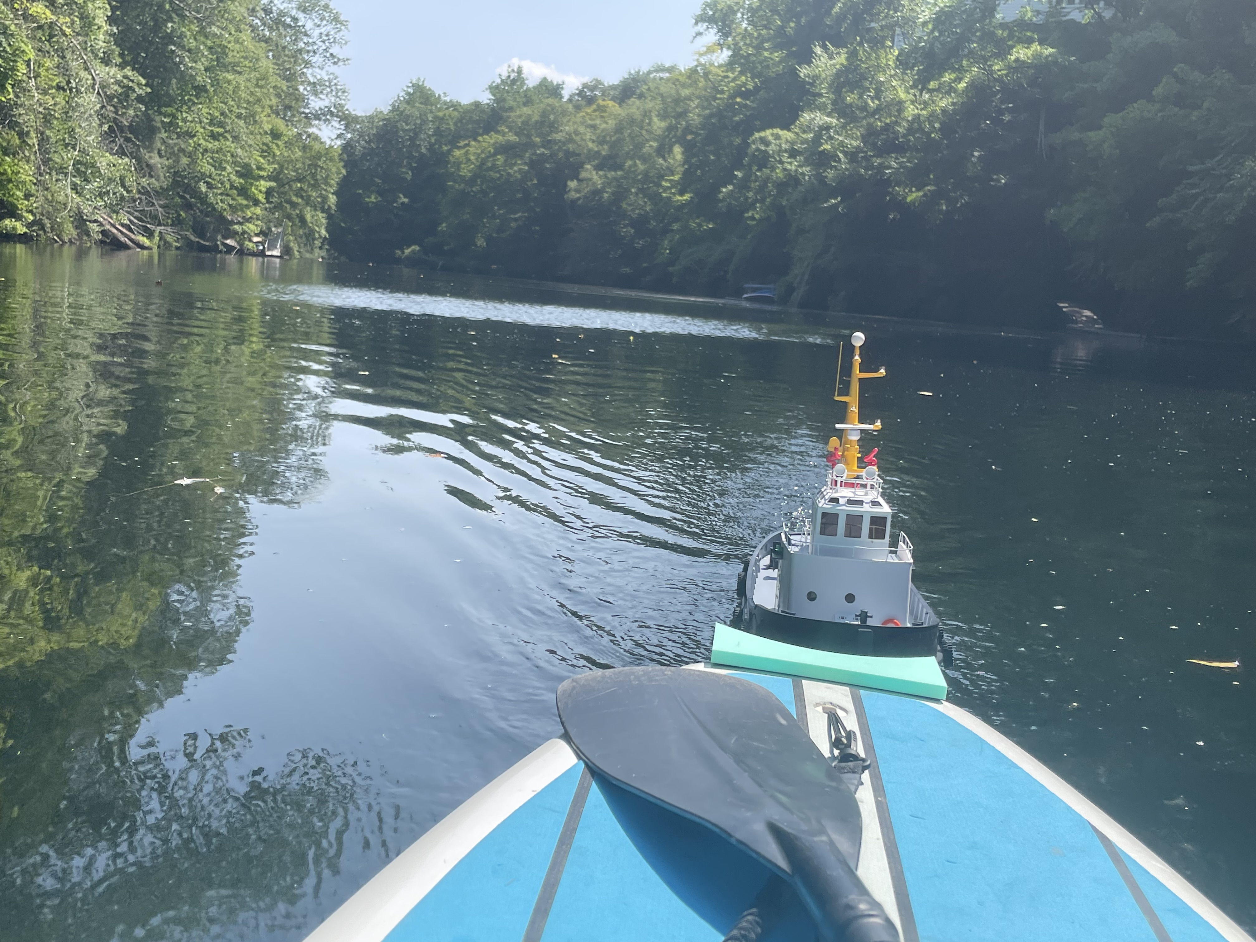 Proboat Horizon Harbor RC Tugboat Paddleboard Pusher
