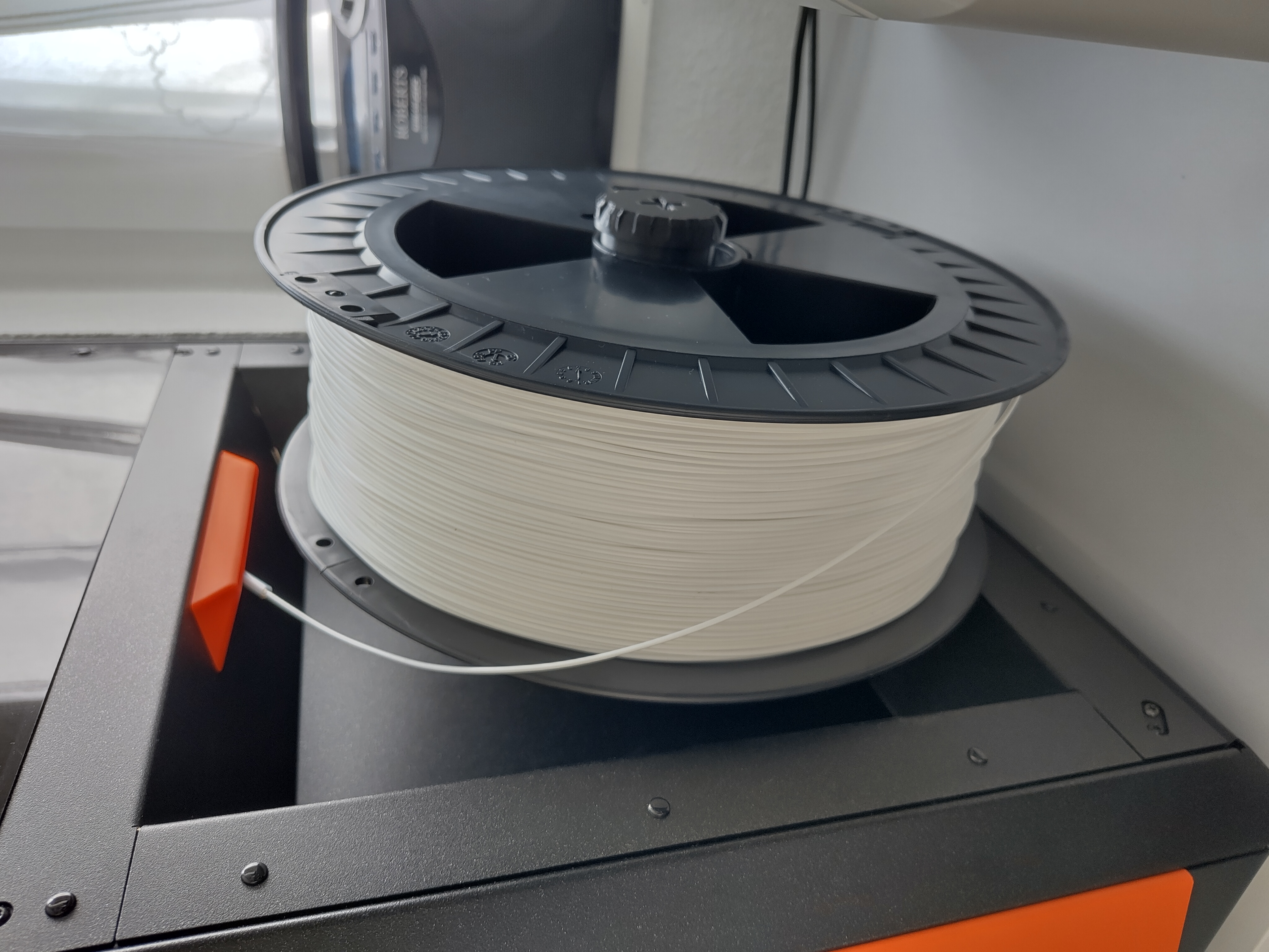 Spool holder (2kg+) for the Prusa CORE One+ designed to accommodate large‑diameter spools