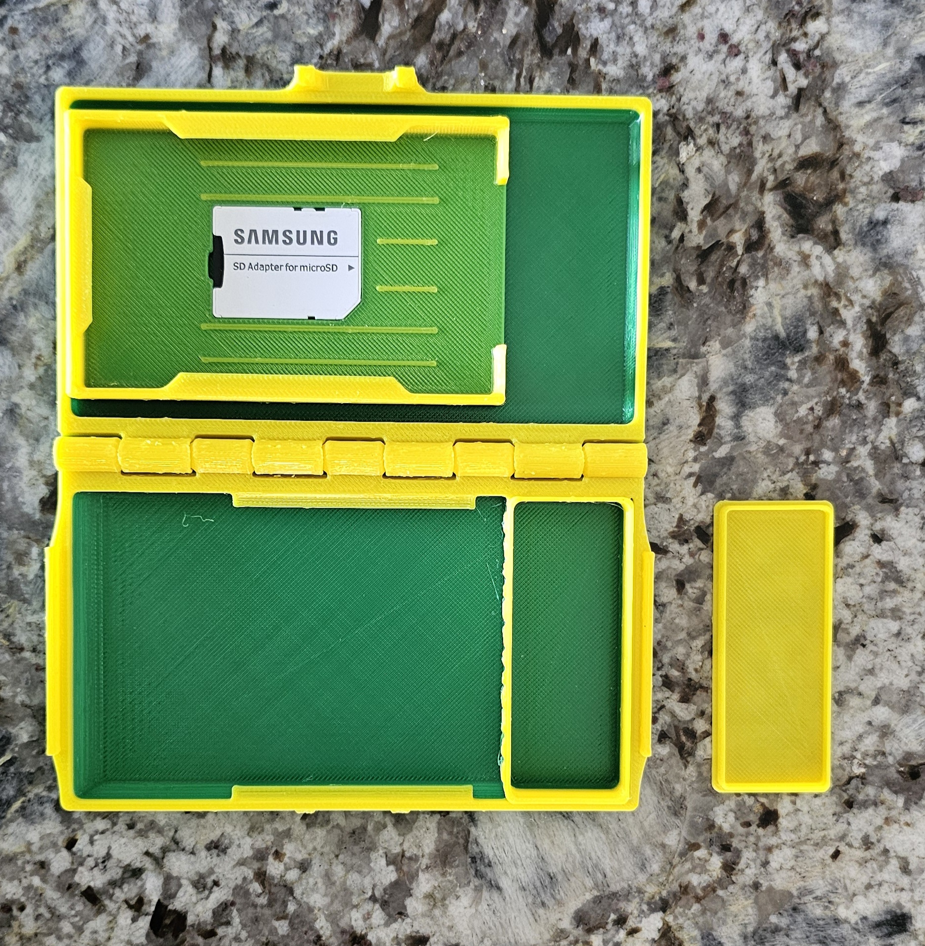 Memory Cards, ID, Cash, Credit Wallet (print in place) hinged [ well organized storage space ] — miniatura 3