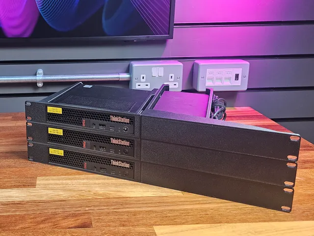Lenovo ThinkStation P340 Tiny 1U Rack Mount